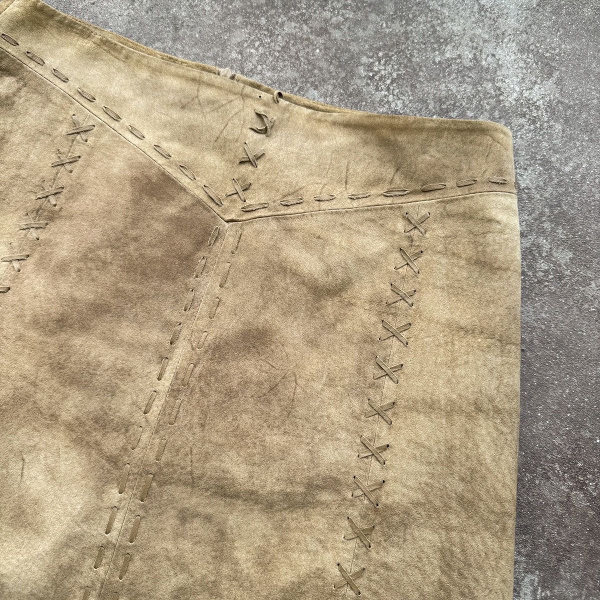 Morgan De Toi Moran de Toi Vintage Suede Leather Skirt (Bella Hadid owned) Size 26" / US 2 / IT 38 - 5 Thumbnail