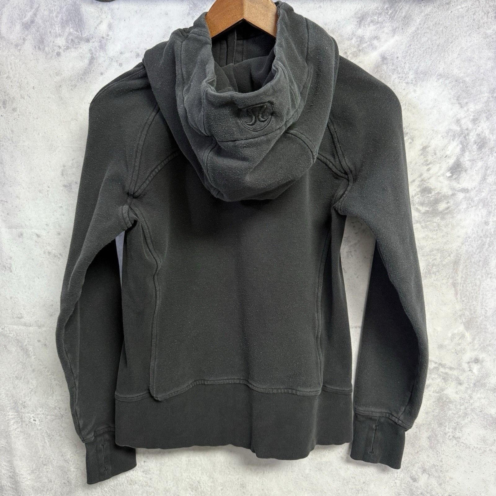 Lululemon Lululemon Hoodie Sweatshirt Womens Size 8 Faded Black Full Z Size M / US 6-8 / IT 42-44 - 2 Thumbnail