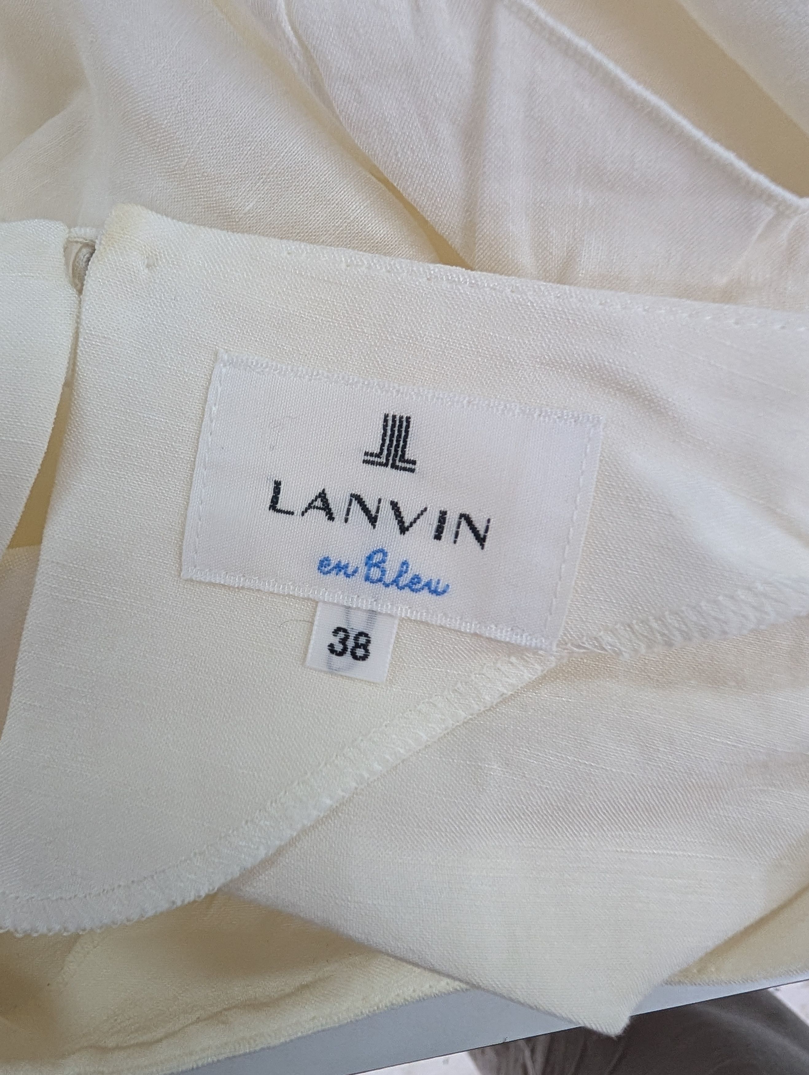 Lanvin Lanvin En Bleu White Top With Ruffle Shoulders Size S / US 4 / IT 40 - 3 Thumbnail