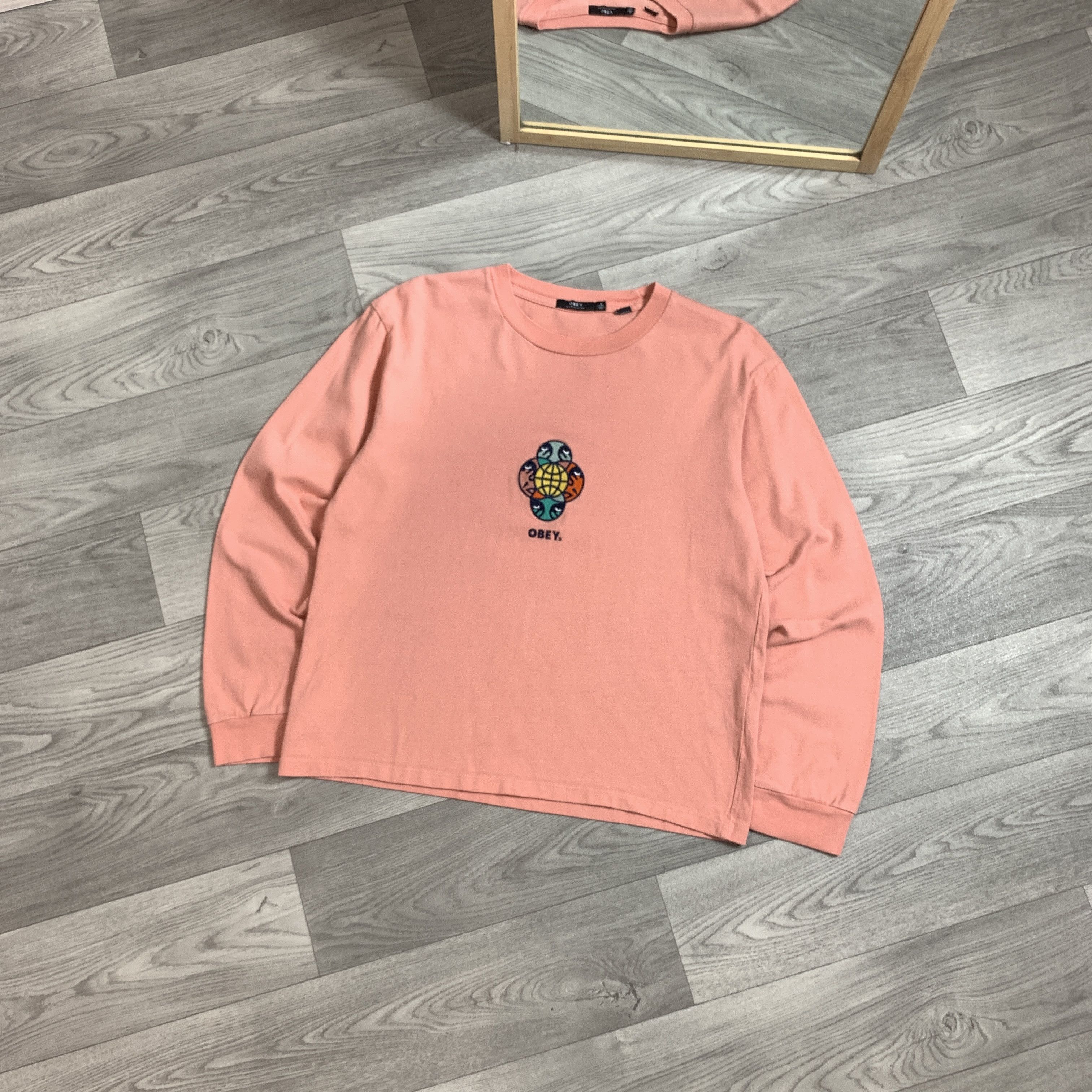 Obey Obey Worldwide Women's Embroidered Longsleeve Tee Shirt Size L / US 10 / IT 46 - 1 Thumbnail