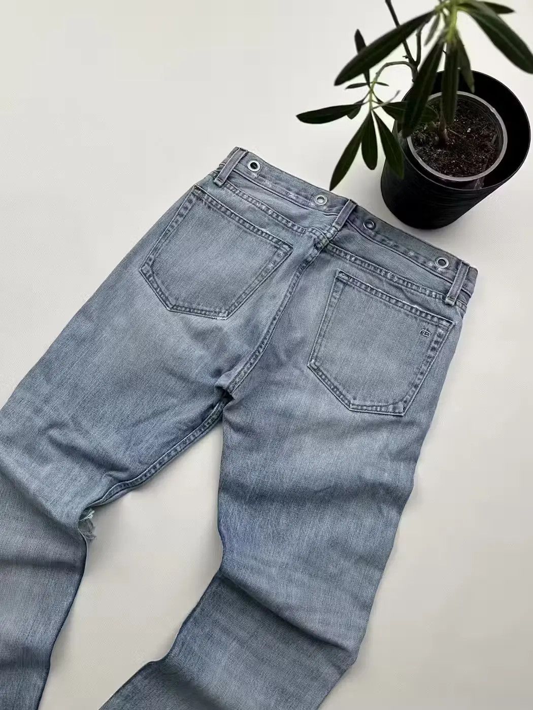 Rag & Bone Rag&Bone Distressed Jeans (376) Size 27" / US 4 / IT 40 - 8 Thumbnail