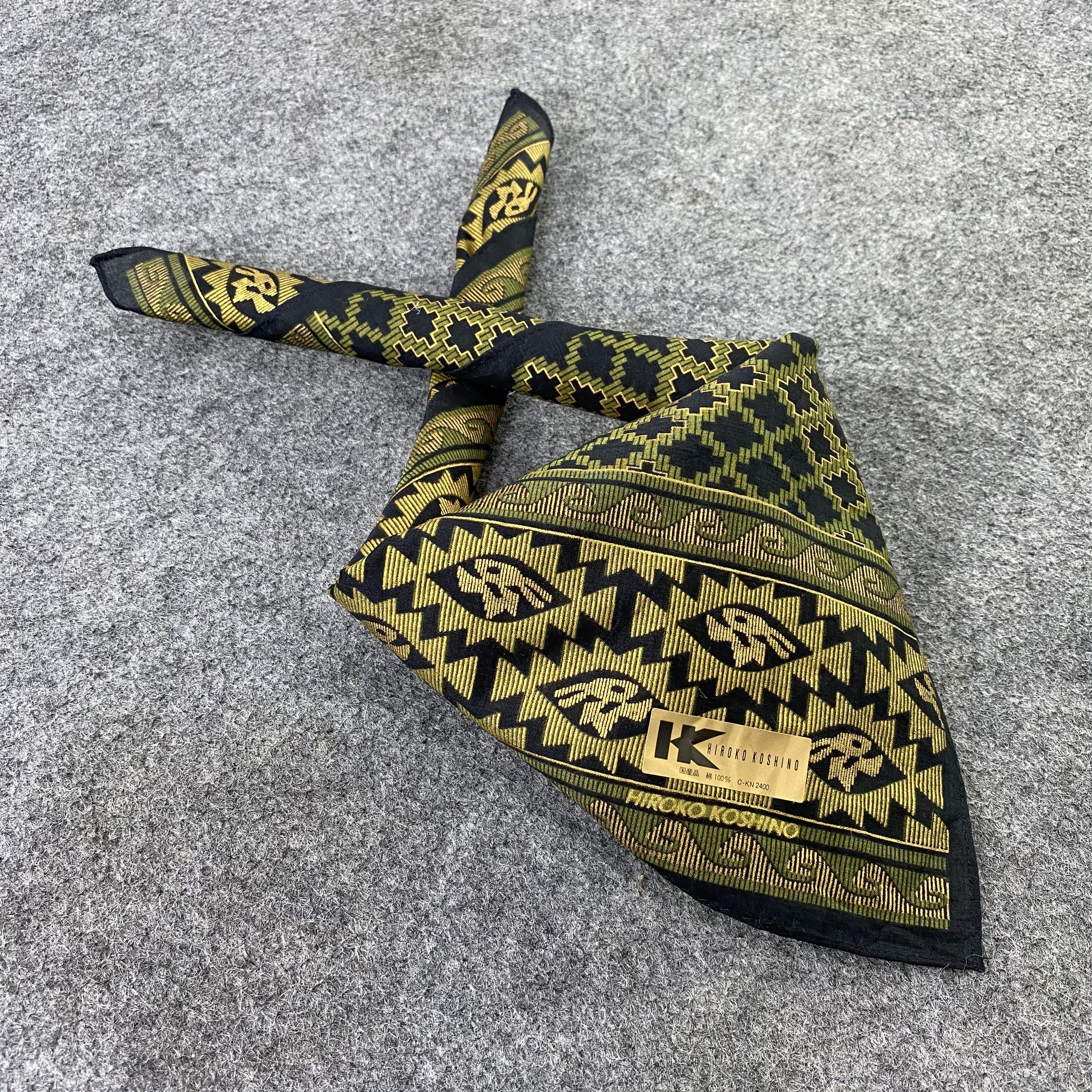 Hiroko Koshino Homme Hiroko Koshino Paislee Handkerchief/Bandana/Neckerchief-B775 Size ONE SIZE - 1 Thumbnail