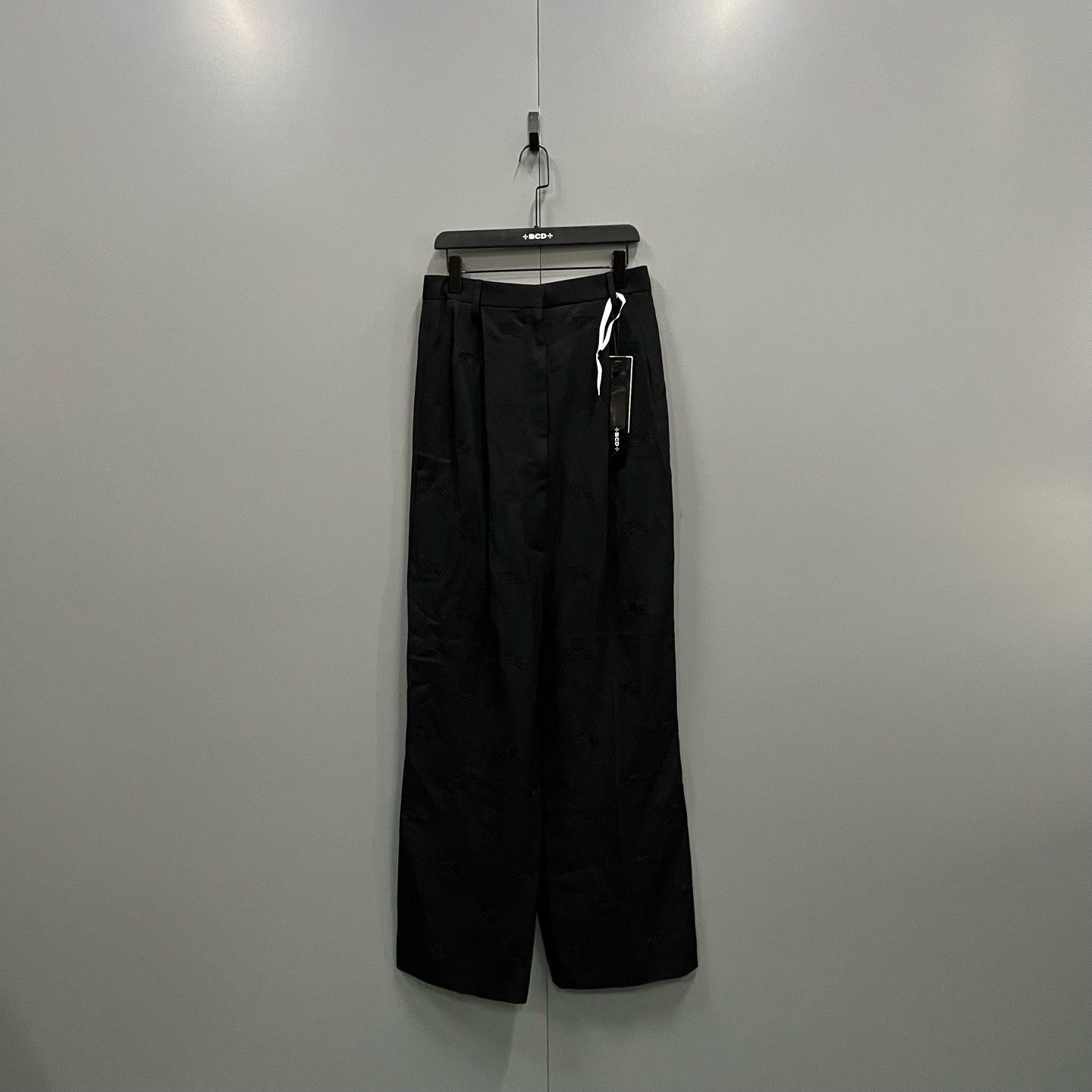 Burberry Burberry Embroidered Casual Pants 32 Men Size US 32 / EU 48 - 1 Thumbnail