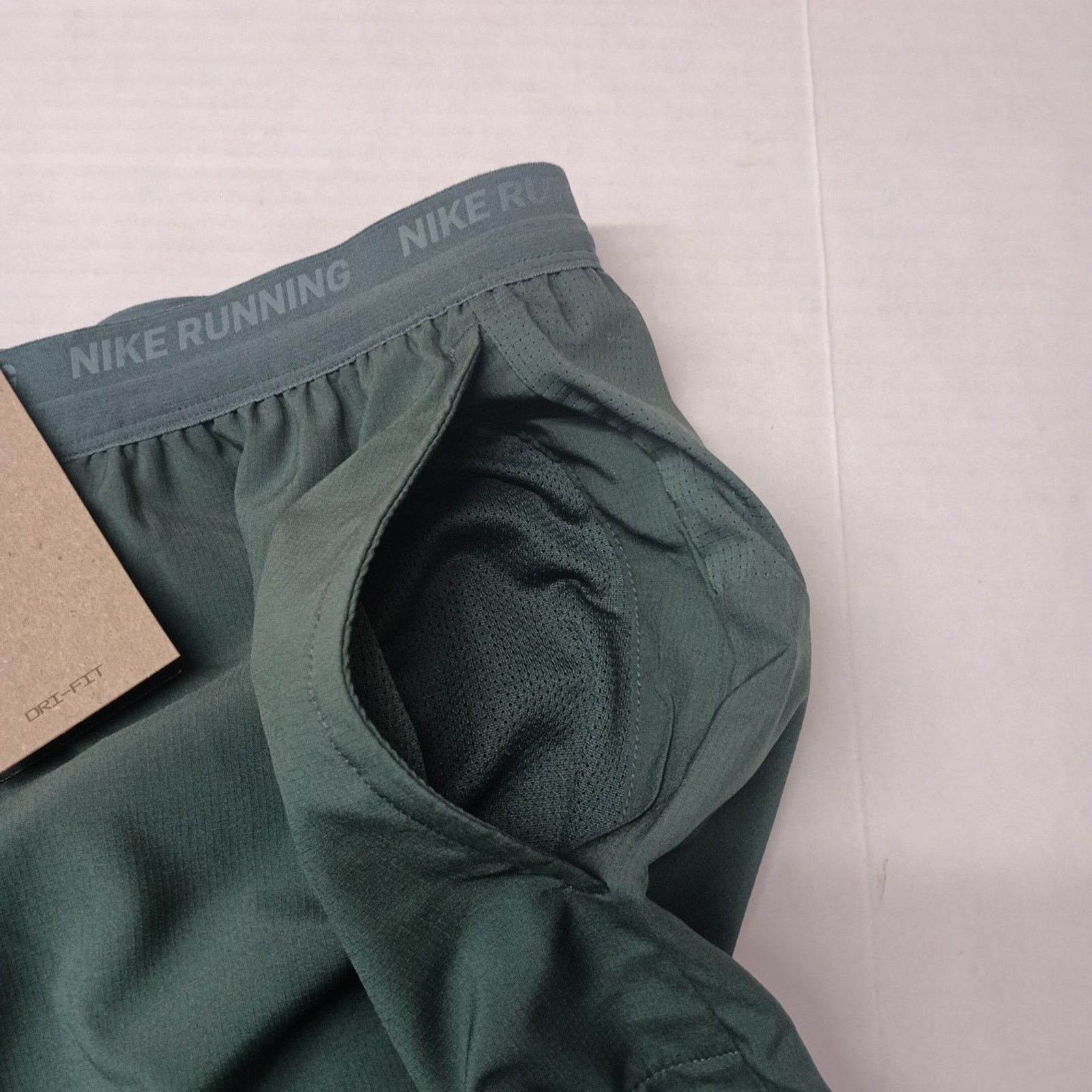 Nike Nike Dri-Fit Stride 5” Lined Running Shorts Men's 2XL Green Size US 36 / EU 52 - 2 Thumbnail