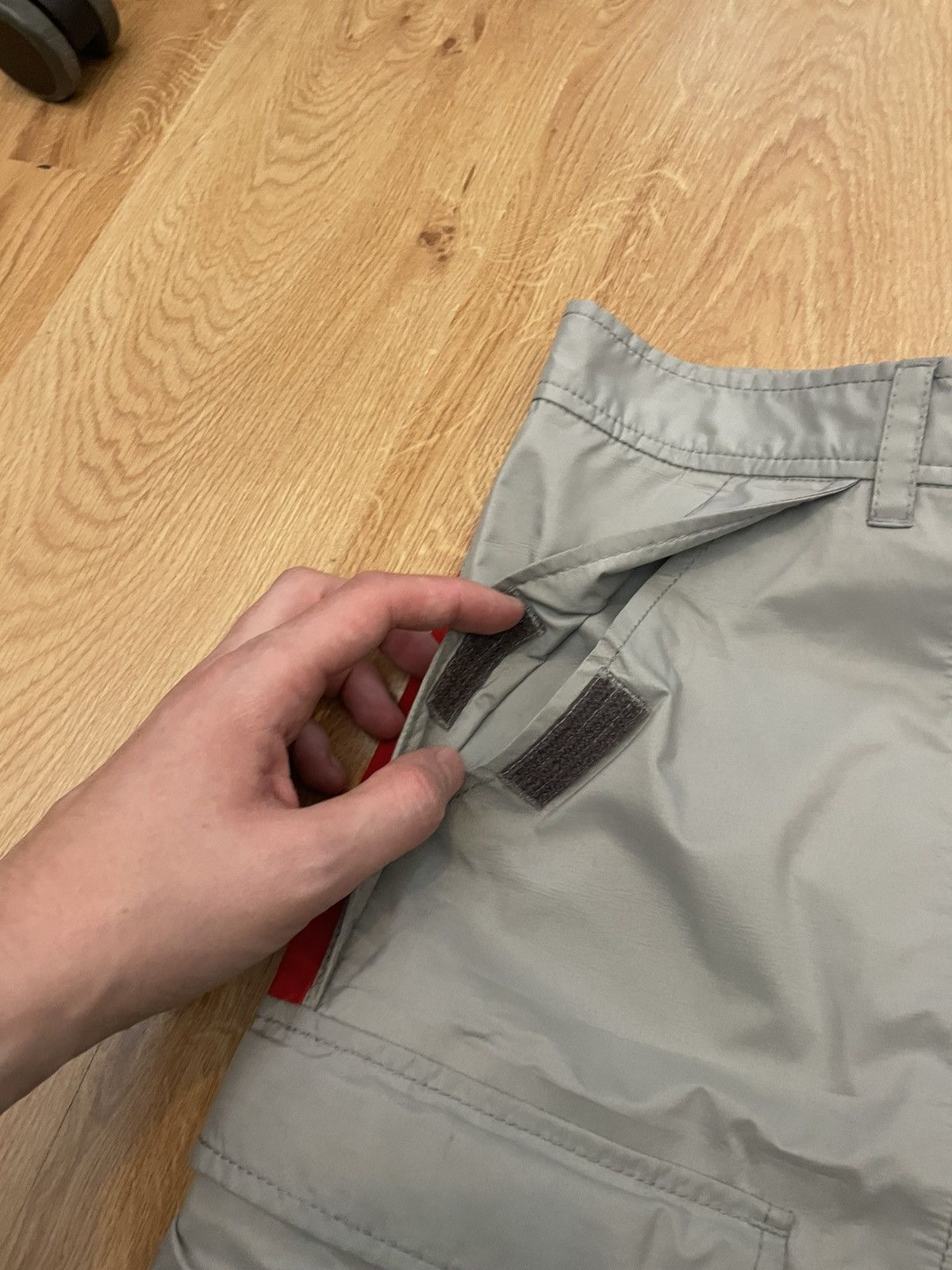 Prada Prada luna rossa sailing pants Size US 33 - 4 Thumbnail