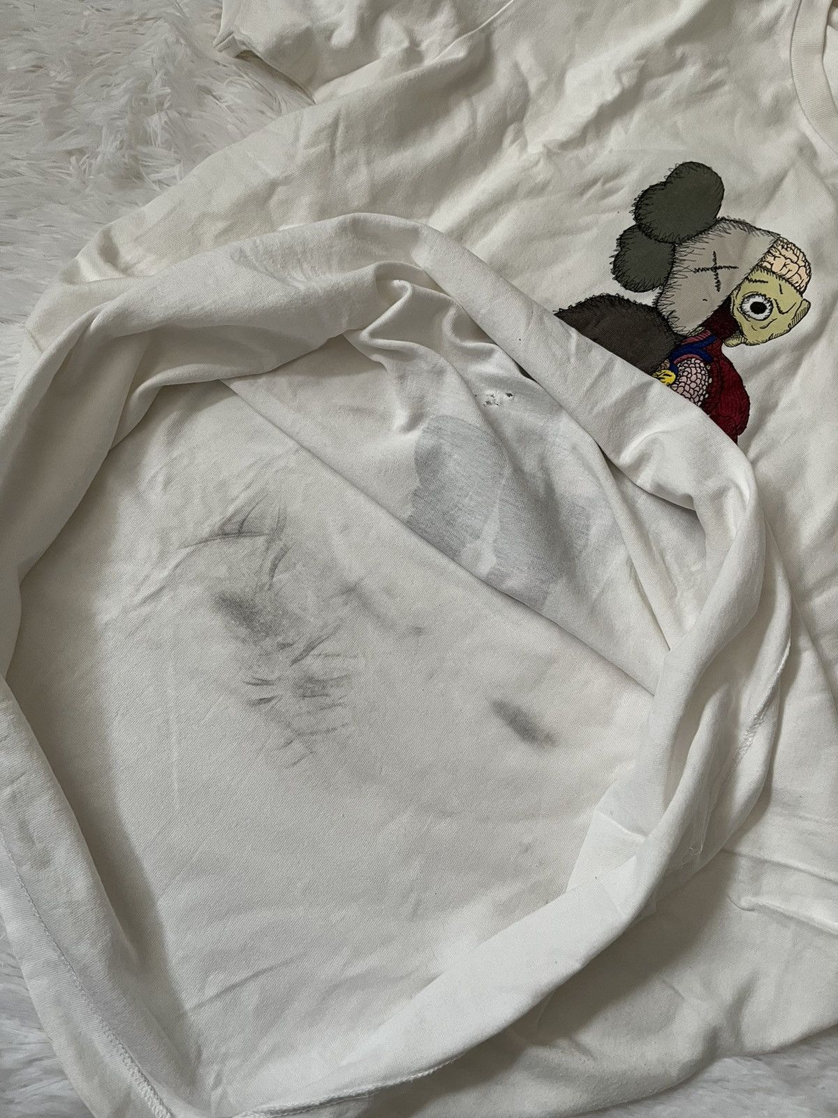 Kaws × Uniqlo Uniqlo x Kaws Flayed Tee White Size US XL / EU 56 / 4 - 10 Thumbnail