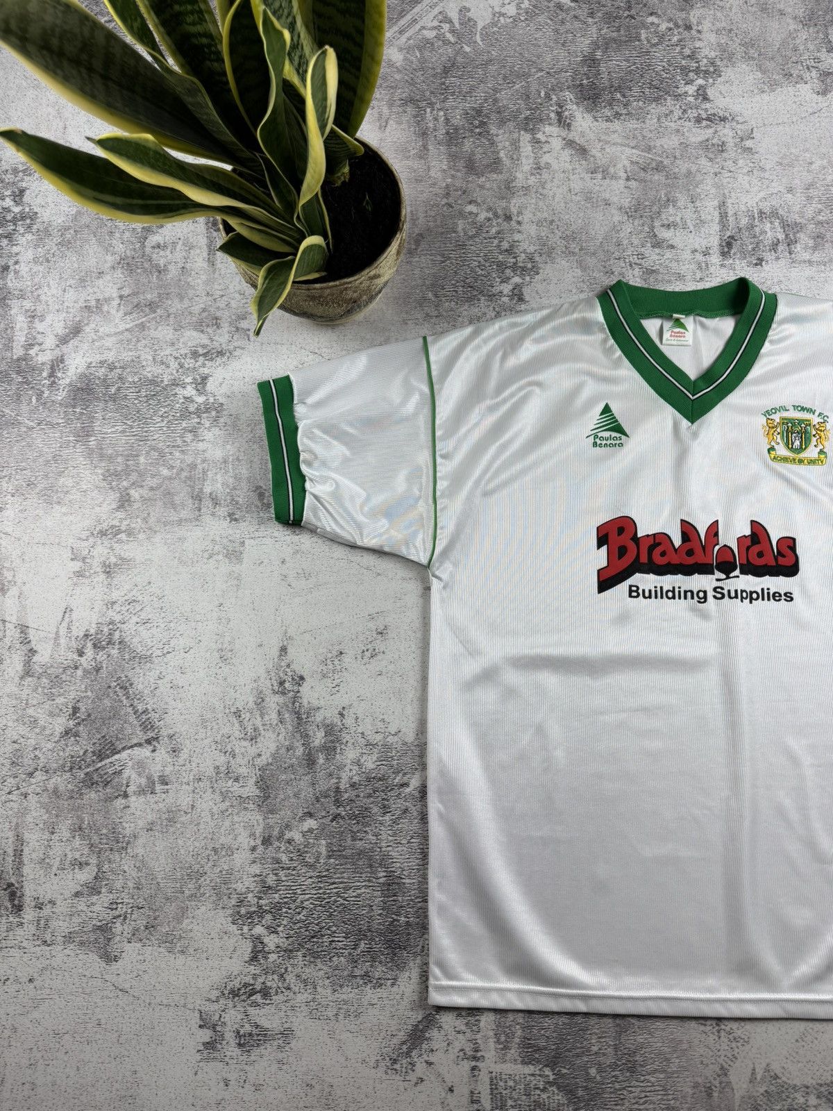Vintage Vintage 90s Yeovil Town 2002/2003 White Football Soccer Jersey T Shirt Tee Size US L / EU 52-54 / 3 - 2 Thumbnail