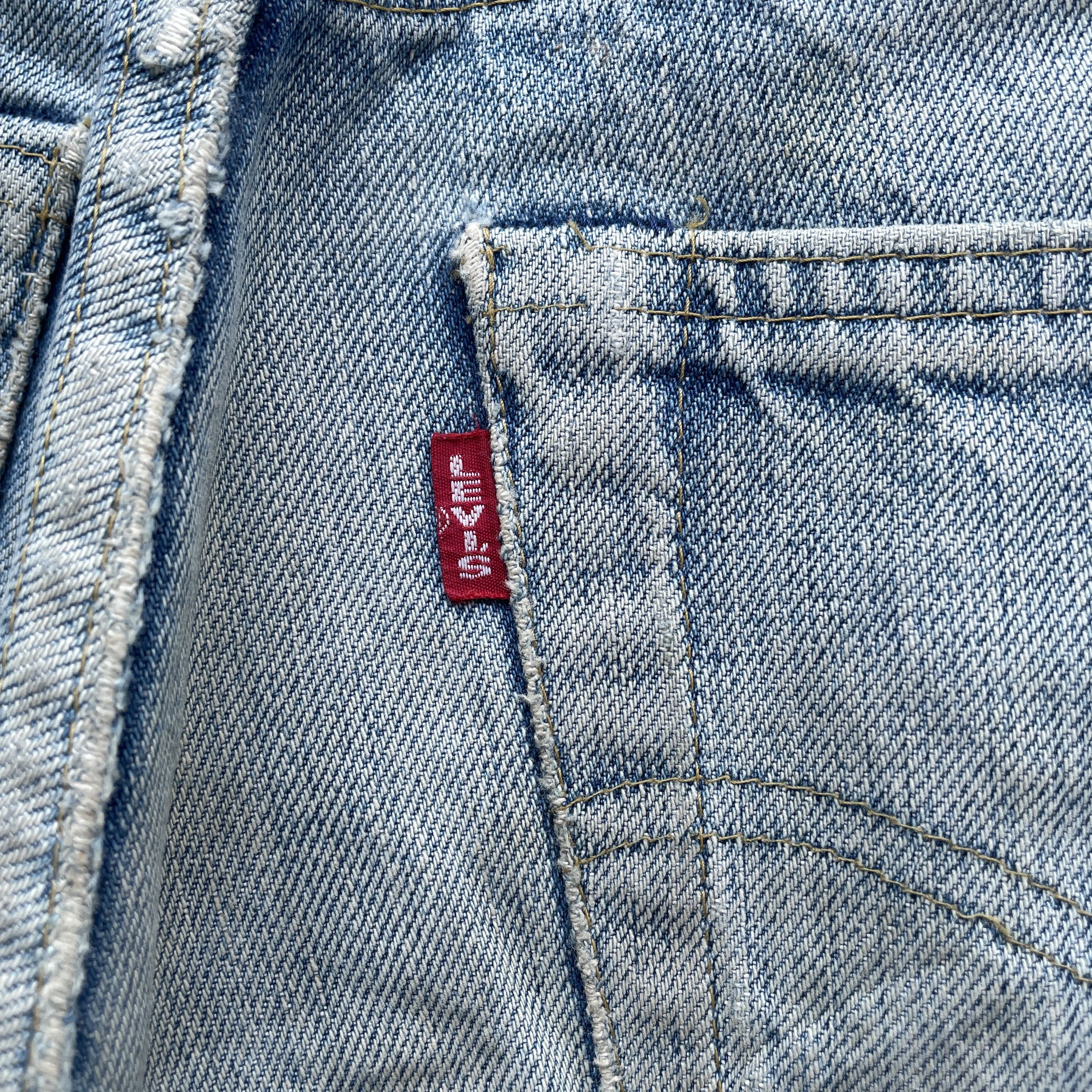Levi's × Vintage VINTAGE LEVI’S BIG E FADED WASH DISTRESSED BUCKLE JEANS PANT Size US 29 - 10 Thumbnail