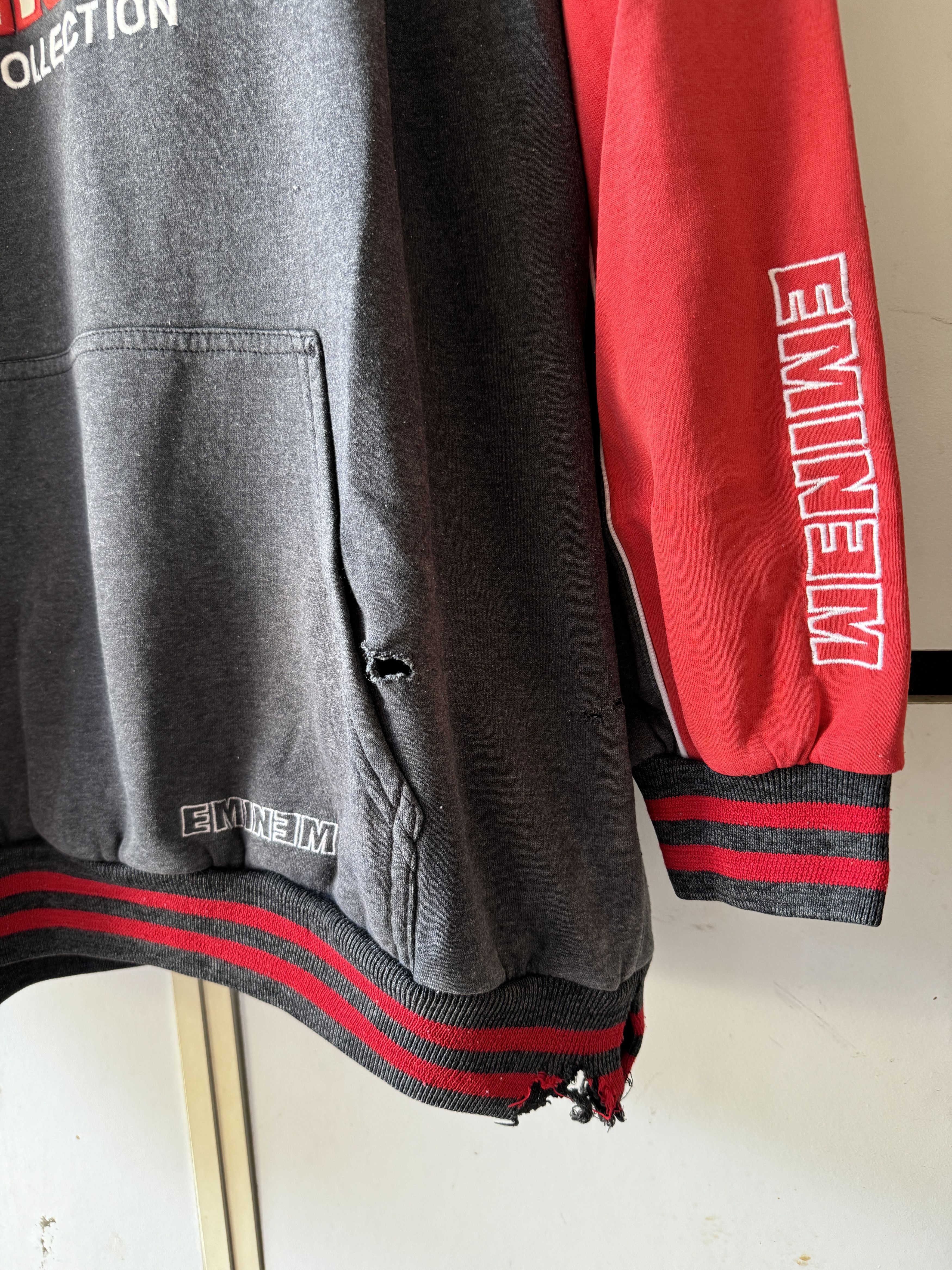 Eminem VINTAGE EMINEM 'SLIM SHADY' HOODIE Size US XL / EU 56 / 4 - 5 Thumbnail