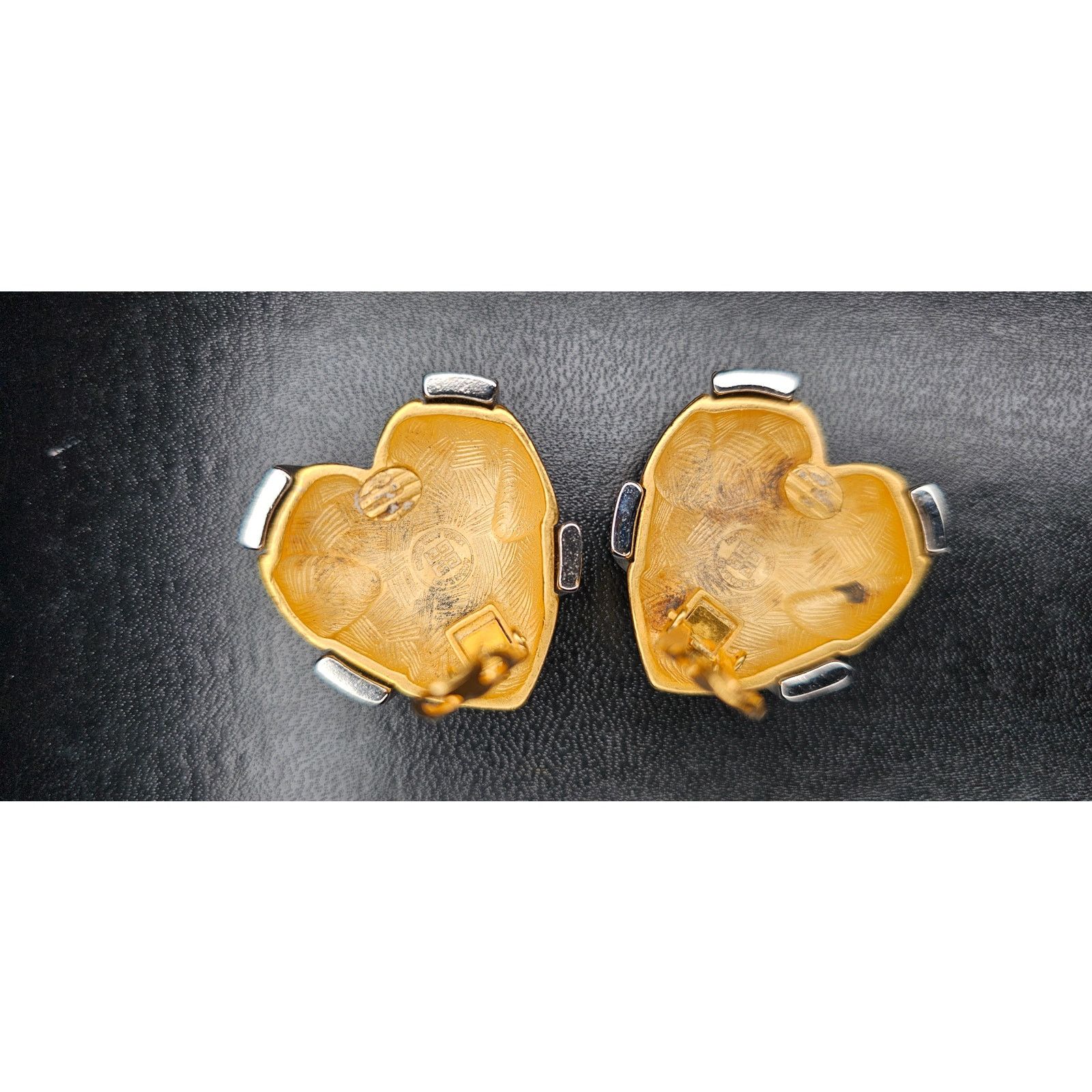 Givenchy 1980s Givenchy Heart Clip-on Earrings Size ONE SIZE - 4 Thumbnail