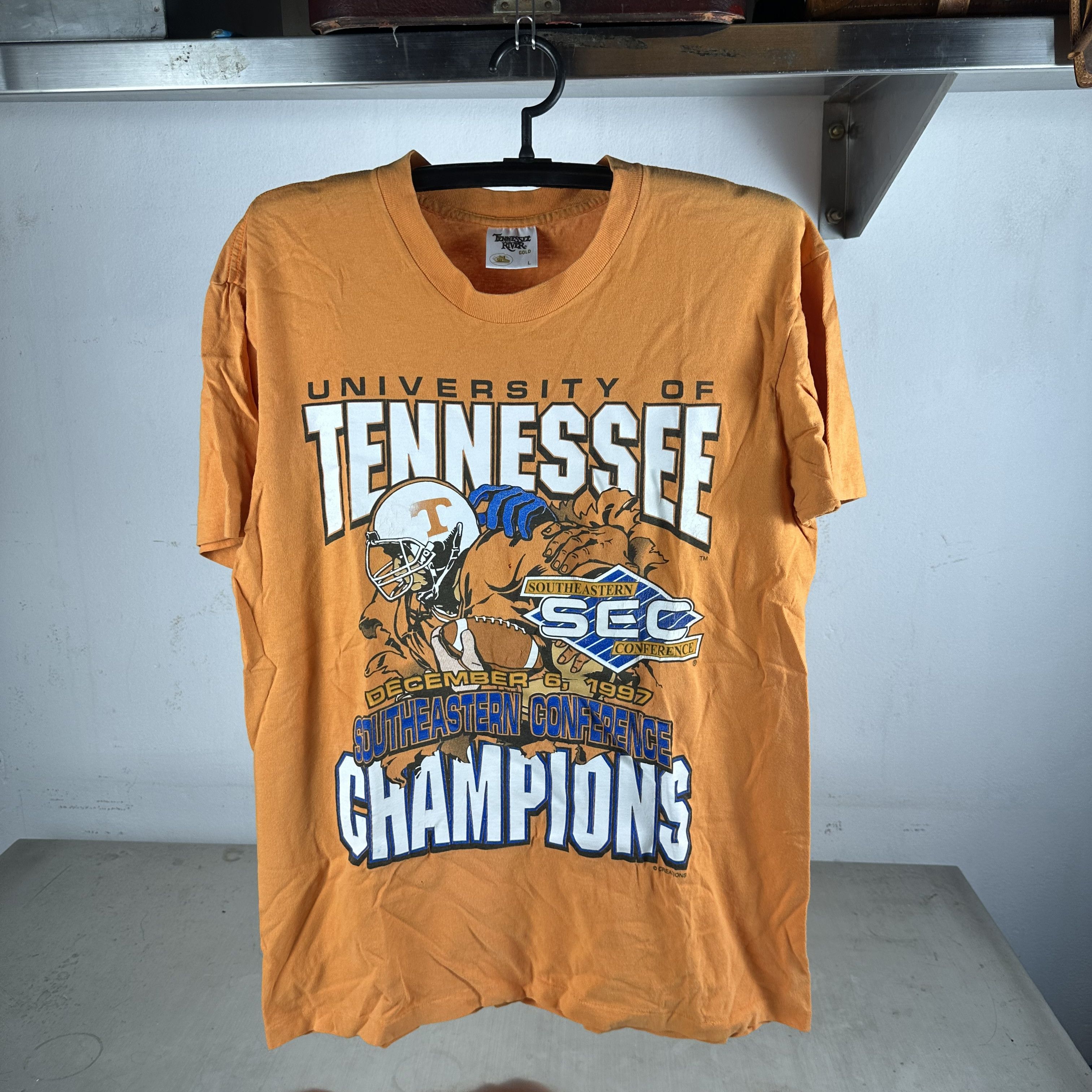 Vintage 1997 Tennessee Volunteers NCAA Conference Champions T-shirt Size US L / EU 52-54 / 3 - 1 Thumbnail