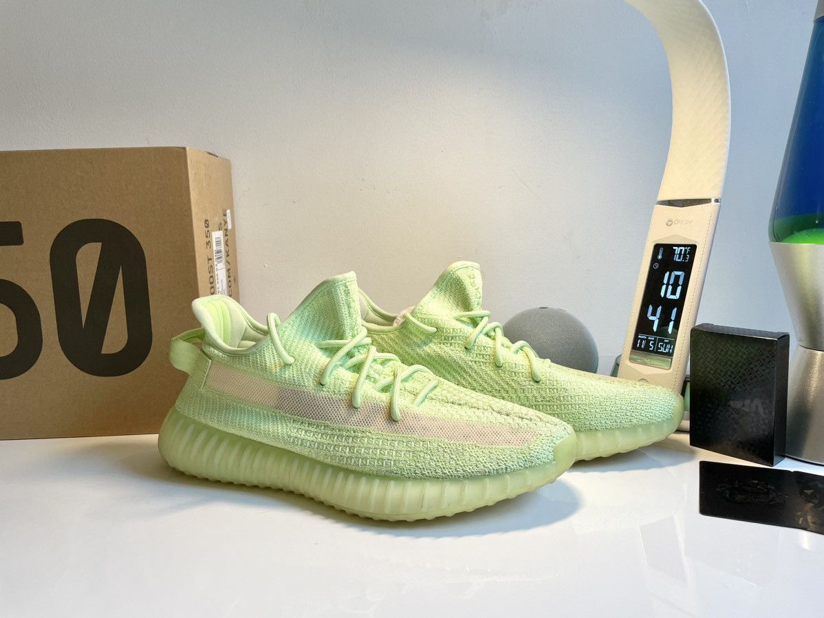 Yeezy Glow 350