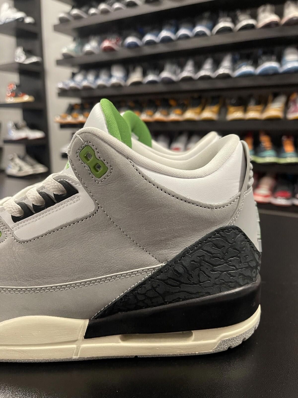 Jordan Brand Size 10 - Nike Air Jordan 3 Retro Chlorophyll 136064-006 OG Size US 10 / EU 43 - 5 Thumbnail