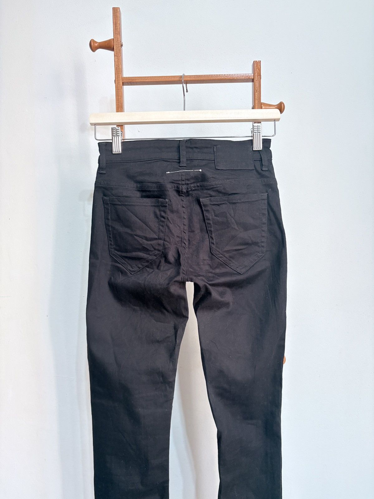 MM6 Maison Margiela x MM6 Strechtable Blackout Pants for Her Size 26" / US 2 / IT 38 - 5 Thumbnail