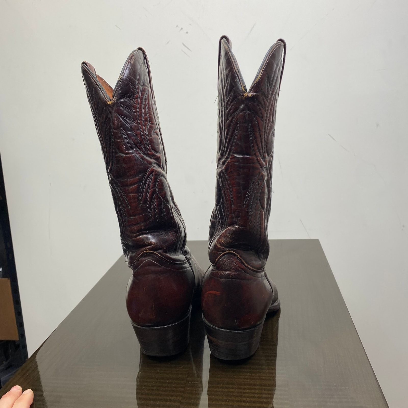 Cowboy Equipment × Vintage VTG J. Chisholm Burgundy Leather Western Cowboy Boots 8 EE Size US 8 / EU 41 - 4 Thumbnail