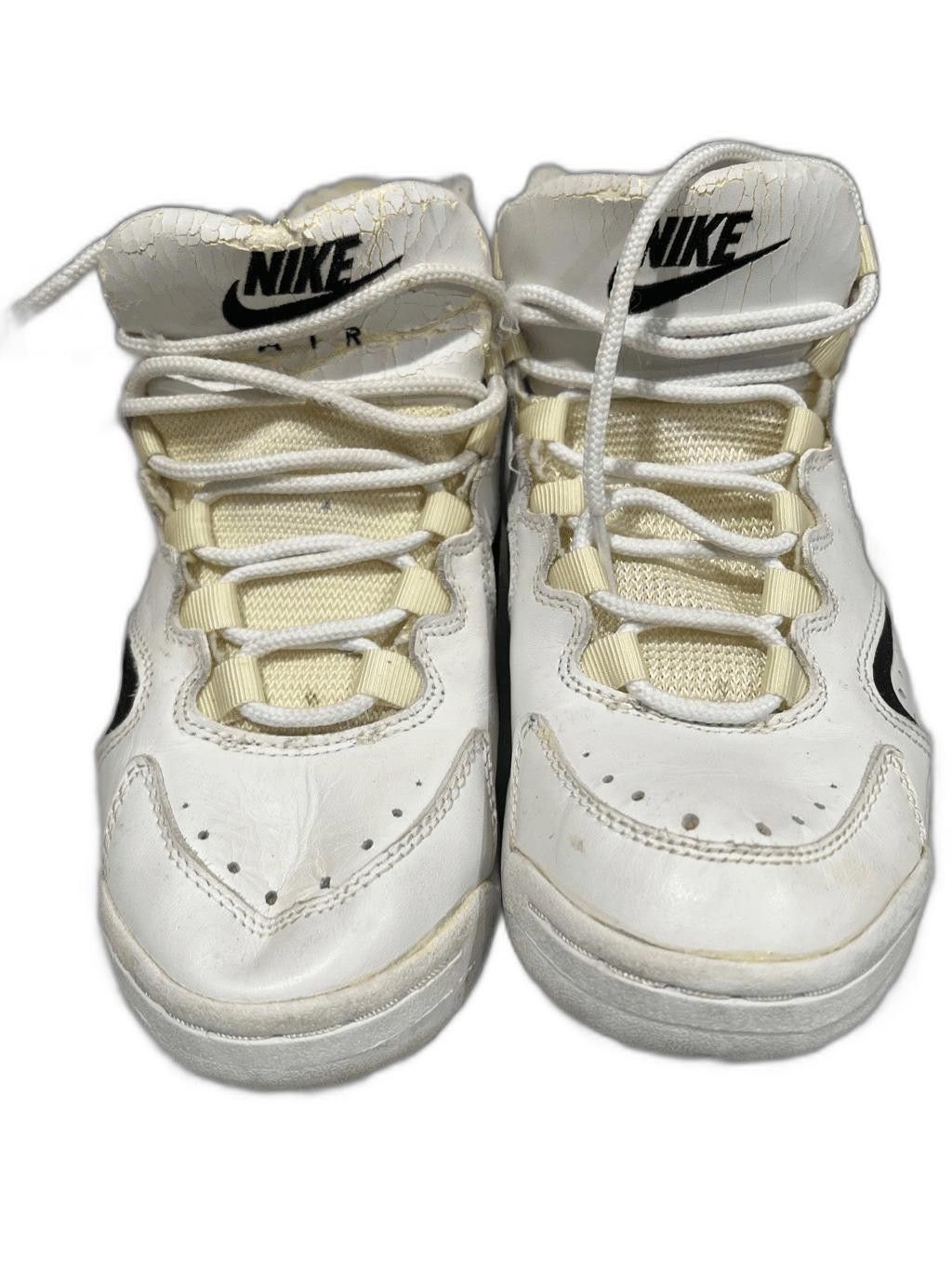 Nike Vintage Nike High-Top Basketball Shoes - White & Black Size US 8 / IT 38 - 4 Thumbnail