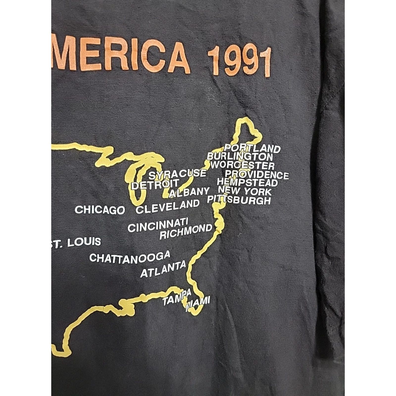 Vintage VINTAGE Jethro Tull North American Tour 91 T Shirt CCI Mens Black XL Graphic Print Rock Band Short Sleeve Crew Neck 24x26.5 Girls? Size US XL / EU 56 / 4 - 6 Thumbnail
