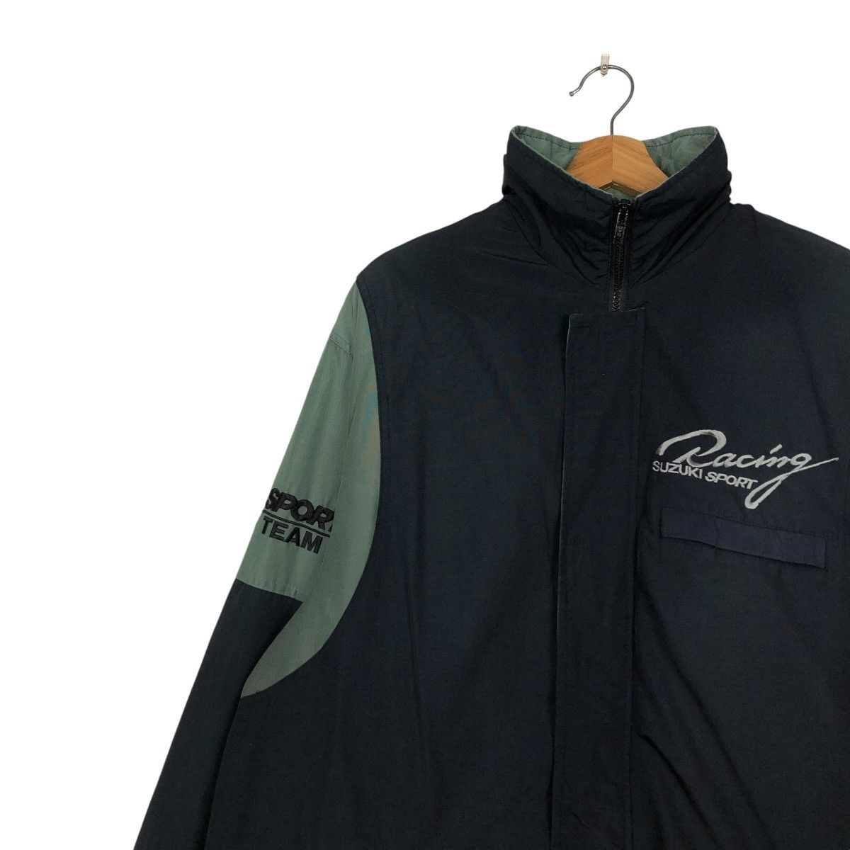 Japanese Brand 🔥VINTAGE ZIPPER LIGHT JACKET SUZUKI SPORT RACING BIG LOGO Size US L / EU 52-54 / 3 - 9 Thumbnail