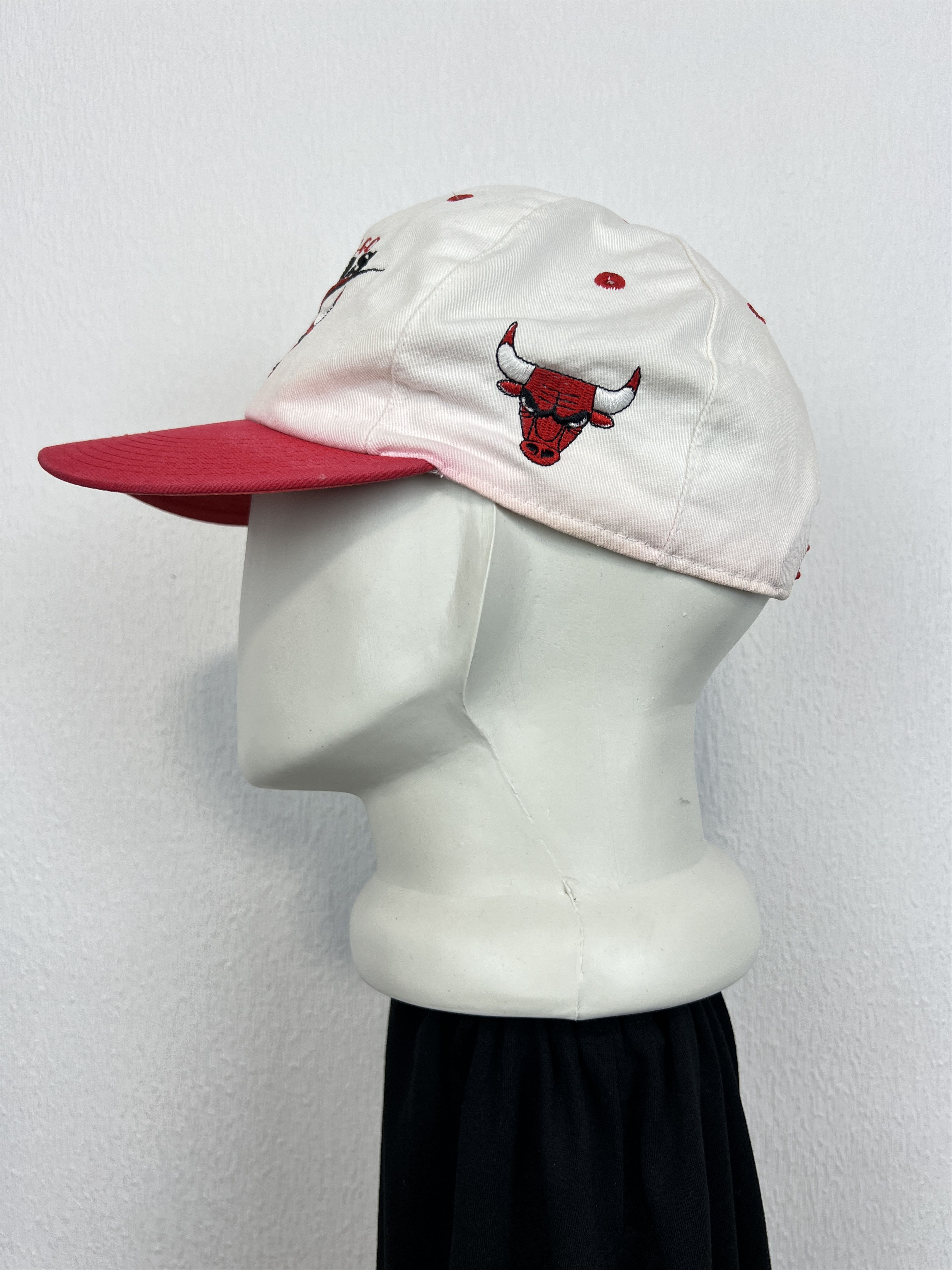 Vintage Vintage 90's Chicago Bulls Cap Hat Snapback NBA Rare Jordan Size ONE SIZE - 4 Thumbnail