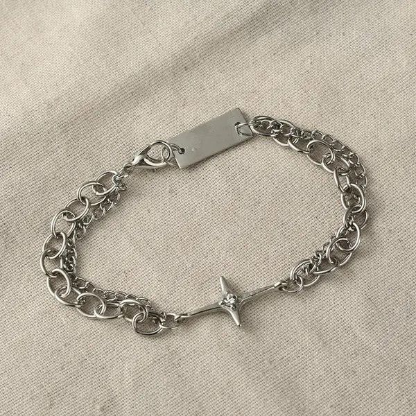 VIBE Retro punk star cute bracelet y2k Size ONE SIZE - 2 Thumbnail