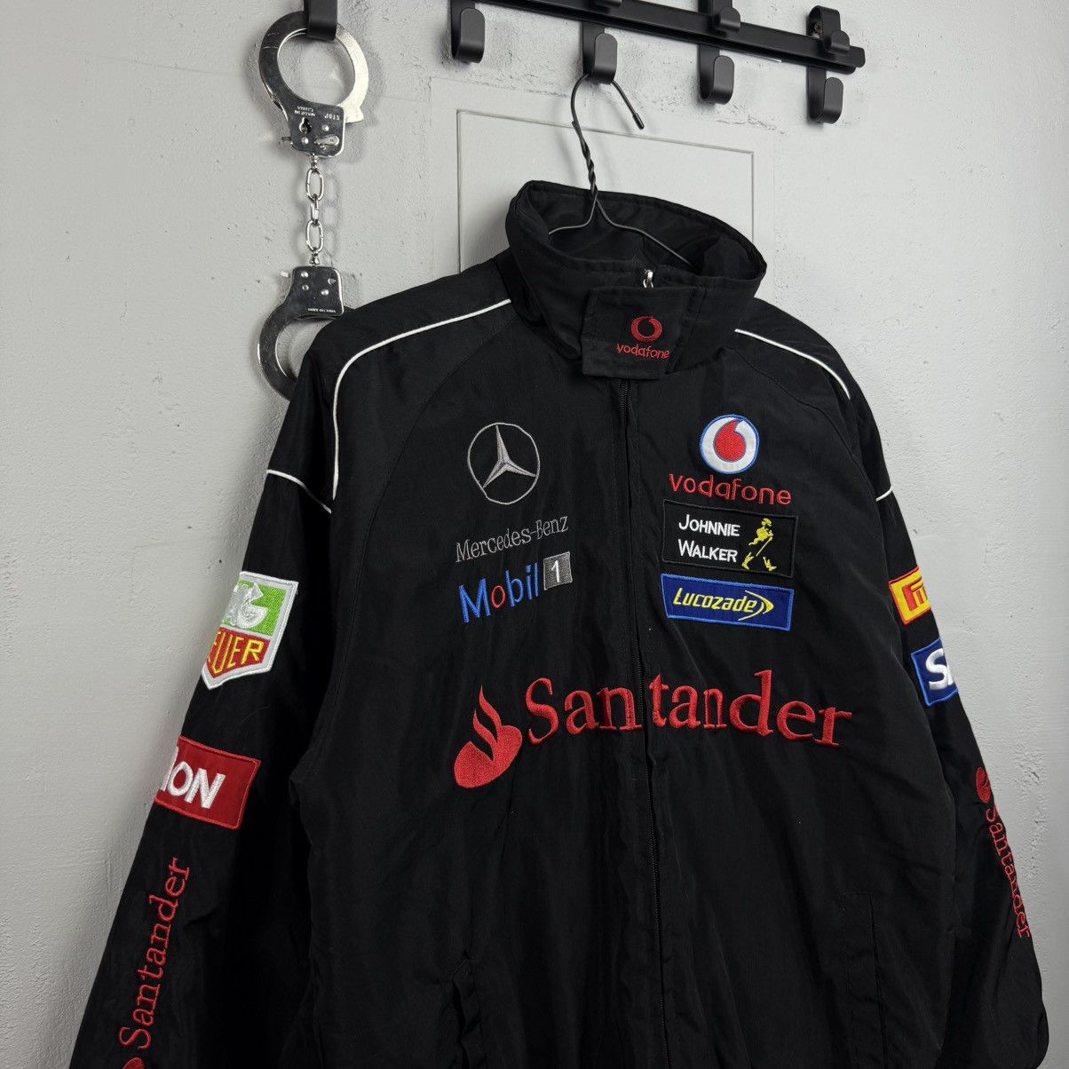 Mercedes-Benz Vintage Mercedes benz Vodafone Racing Jaclet Size US L / EU 52-54 / 3 - 3 Thumbnail