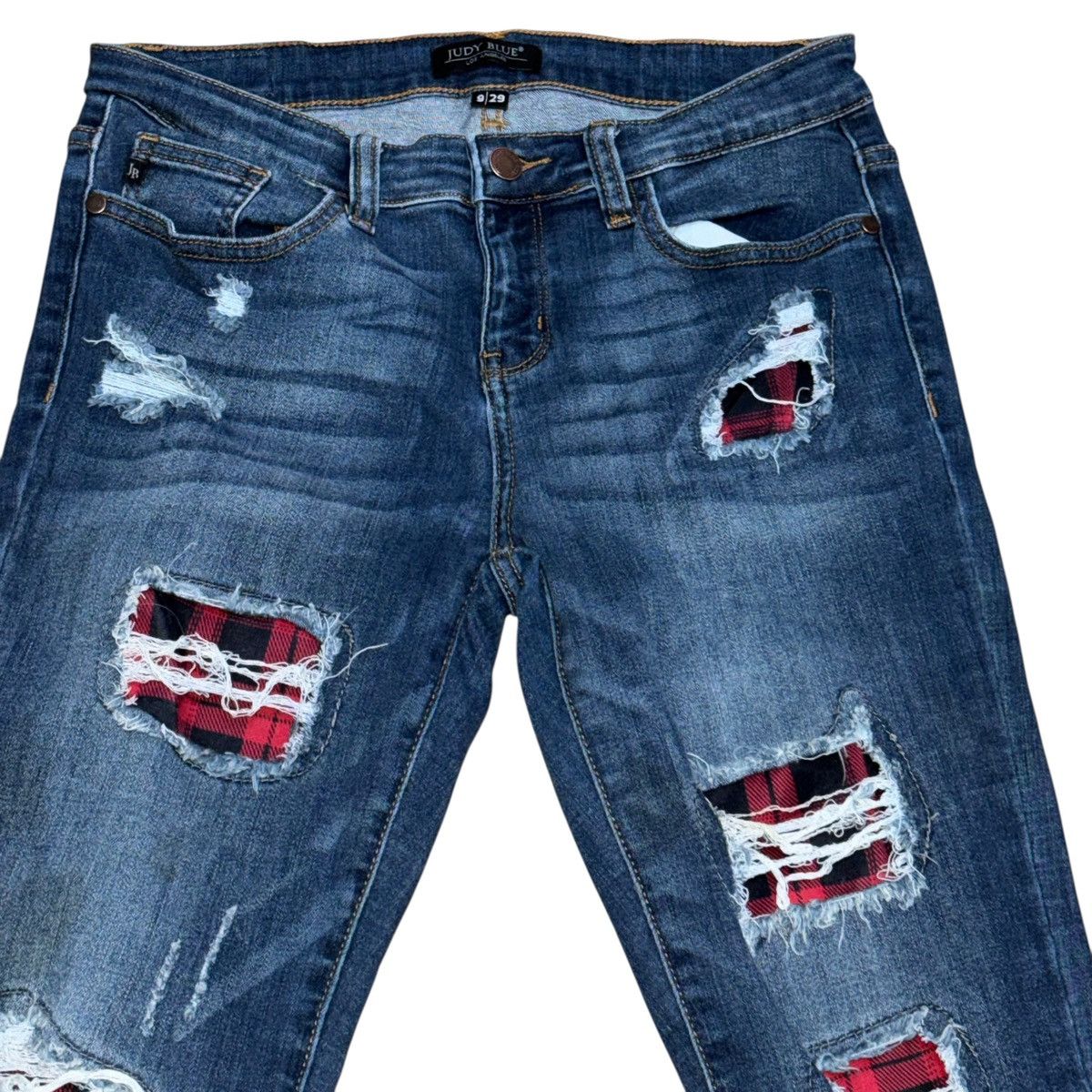 Judy Blue Judy Blue red buffalo check patched distressed jeans Size 28" / US 6 / IT 42 - 4 Thumbnail