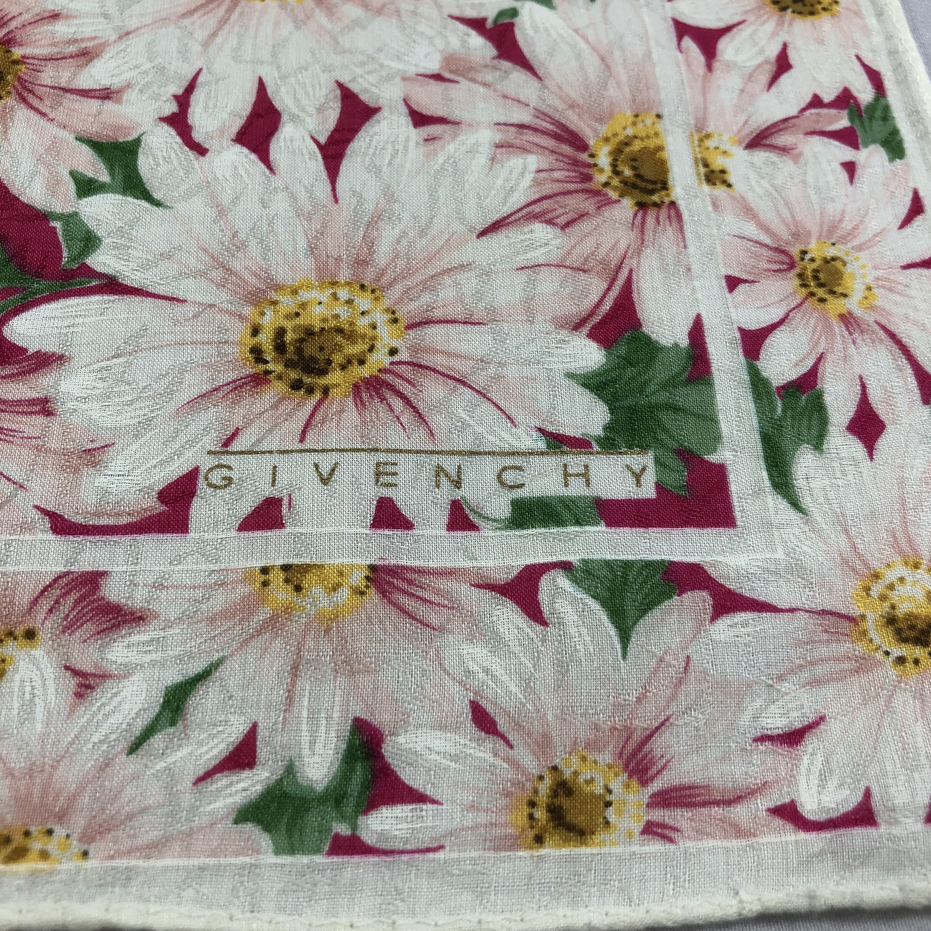 Vintage GiVENchY Floral Handkerchief Neckerchief Bandana H1953 Size ONE SIZE - 4 Thumbnail