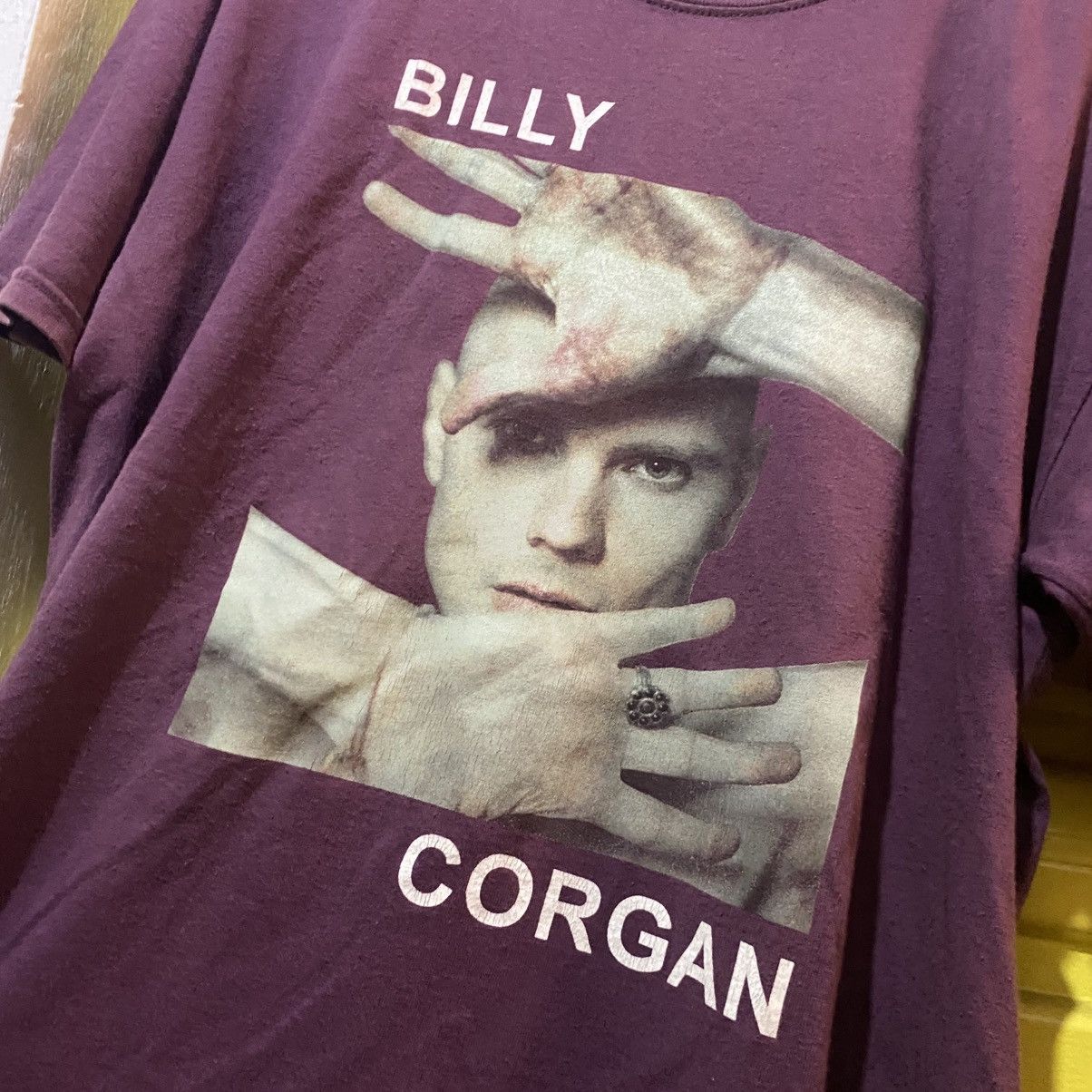 Band Tees × Gildan Billy Corgan The future embrace Tour tee Size US L / EU 52-54 / 3 - 2 Thumbnail