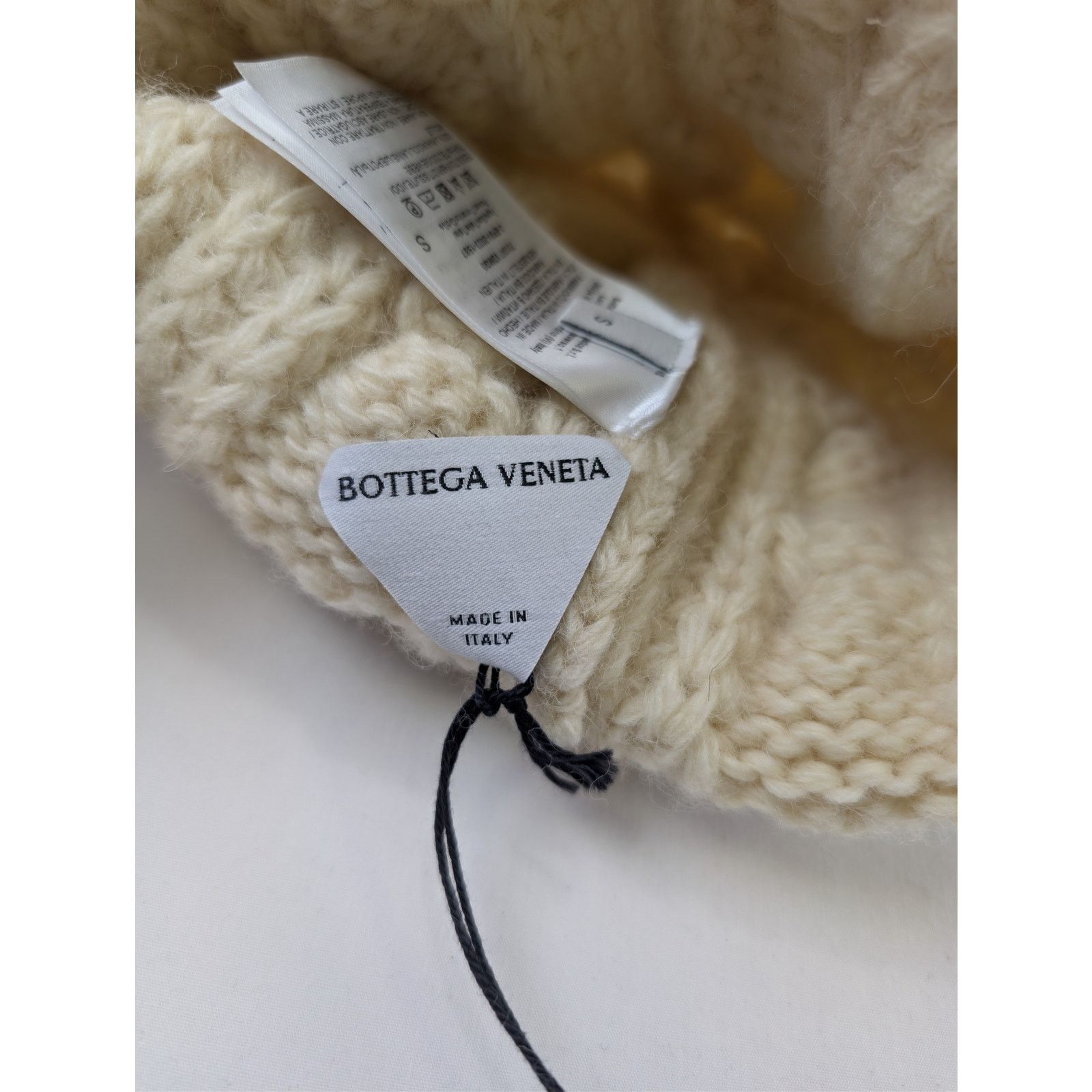 Bottega Veneta o1rshd1 Size: M / HW Chunky Wool Cable Knit Beanie Cap / Hat Size ONE SIZE - 9 Thumbnail