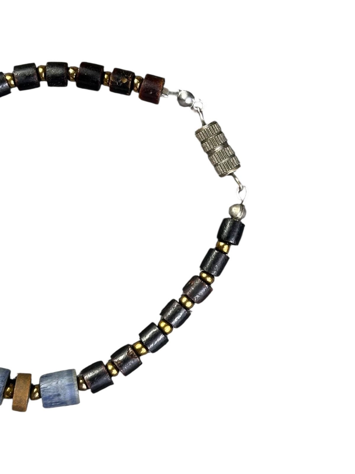 Vintage INDIGO BLACK CORAL HEISHI BEADS WITH SOLID BLASS BRACELET Size ONE SIZE - 7 Thumbnail