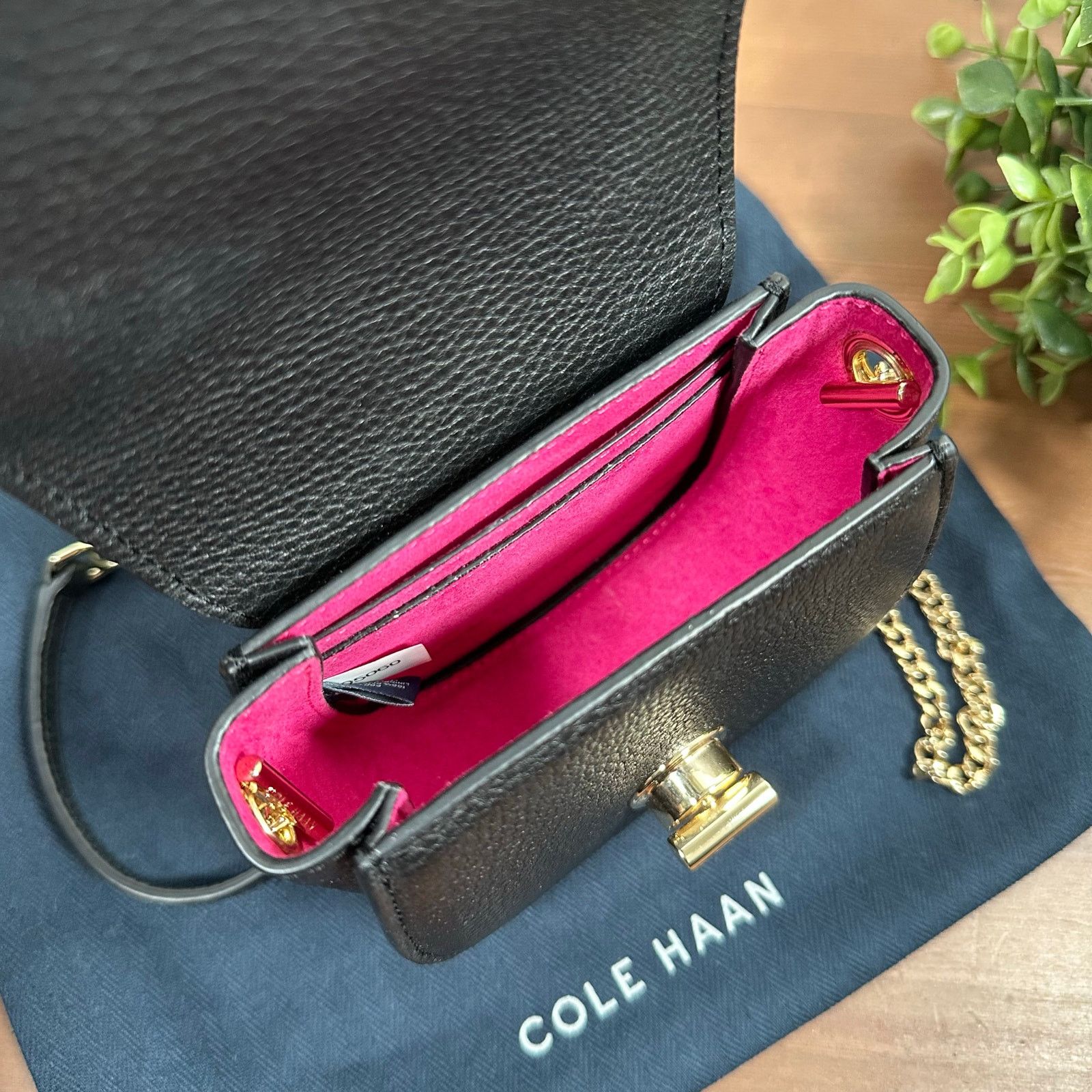 Cole Haan Cole Haan Mini Turnlock Black Pebbled Leather Crossbody Bag Size ONE SIZE - 7 Thumbnail