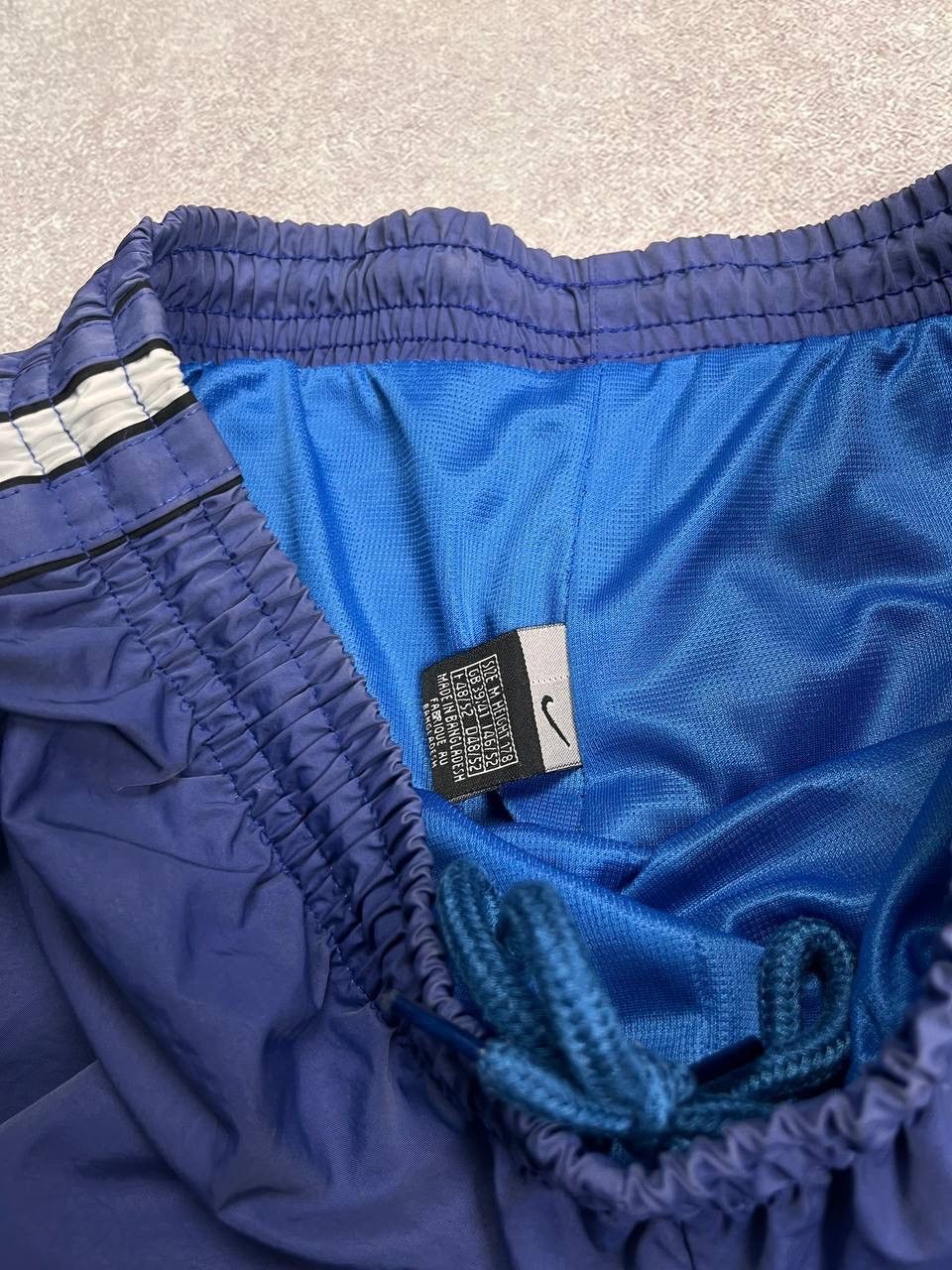 Other Vintage Nike Swoosh Nylon Tracksuit Y2K M Size US M / EU 48-50 / 2 - 10 Thumbnail