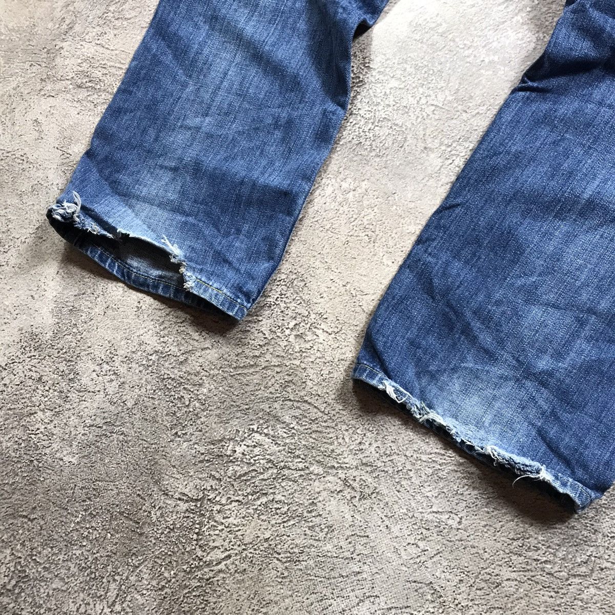 Vintage Vintage 90s Levis Distressed Baggy Jeans Grunge Thrashed 29 Size US 29 - 7 Thumbnail