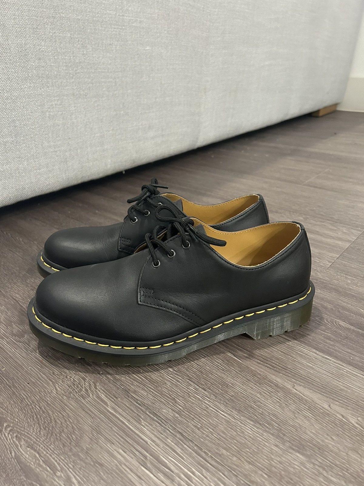 Dr. Martens Dr Marten Size US 9 / EU 42 - 3 Thumbnail