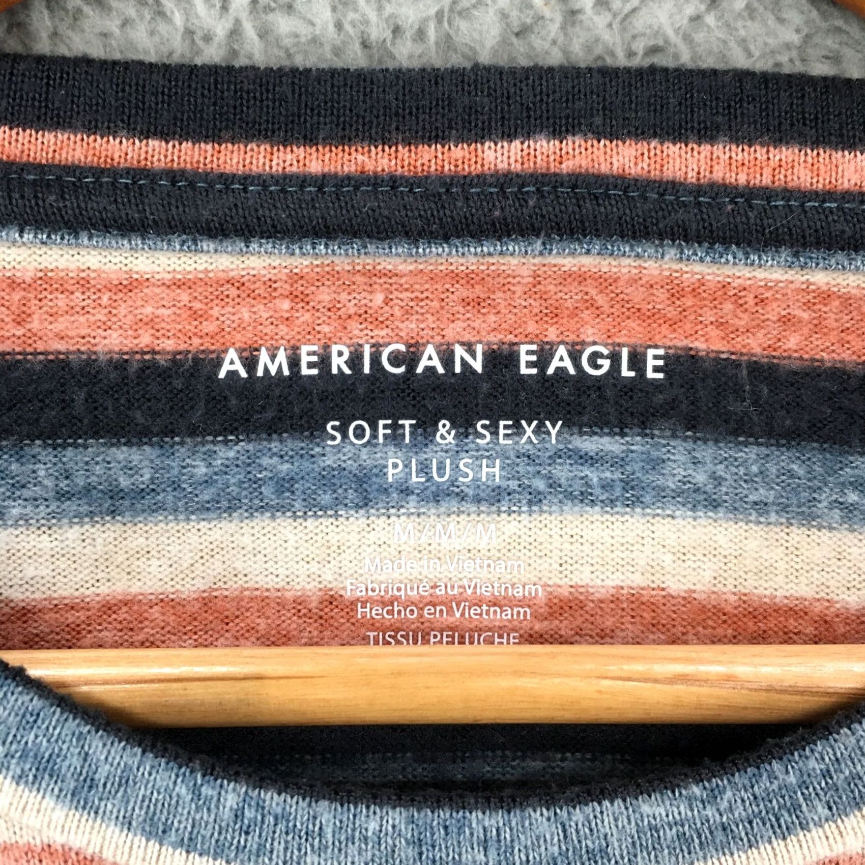 American Eagle Outfitters American Eagle Shirt Womens M Multicolor Striped Plush Pullover Sweatshirt Size M / US 6-8 / IT 42-44 - 3 Thumbnail