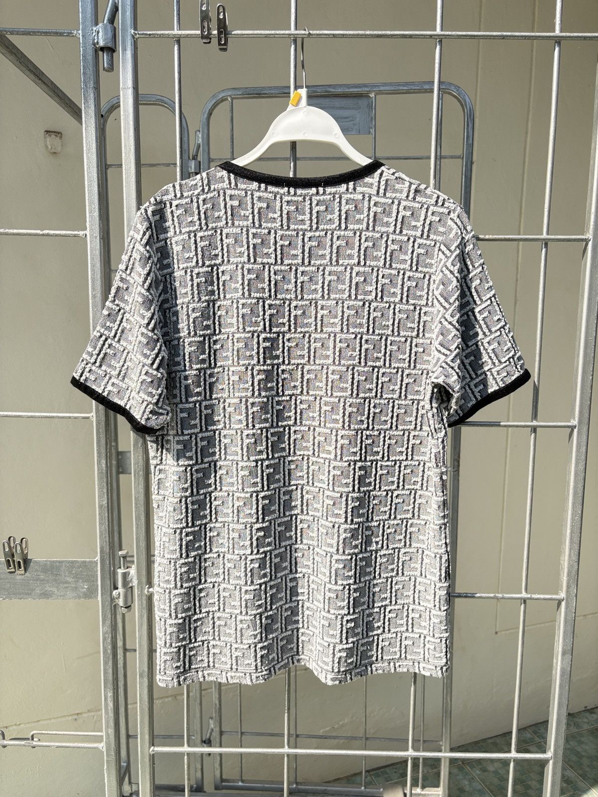 Fendi Fendi monogram T-shirt Size M / US 6-8 / IT 42-44 - 10 Thumbnail