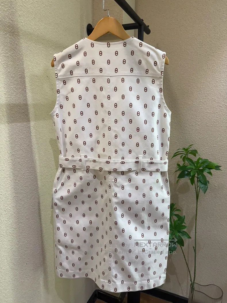 Hermes Hermes White Pig Nose Dress with Full Print of Pig Nose Lo Size XS / US 0-2 / IT 36-38 - 2 Thumbnail