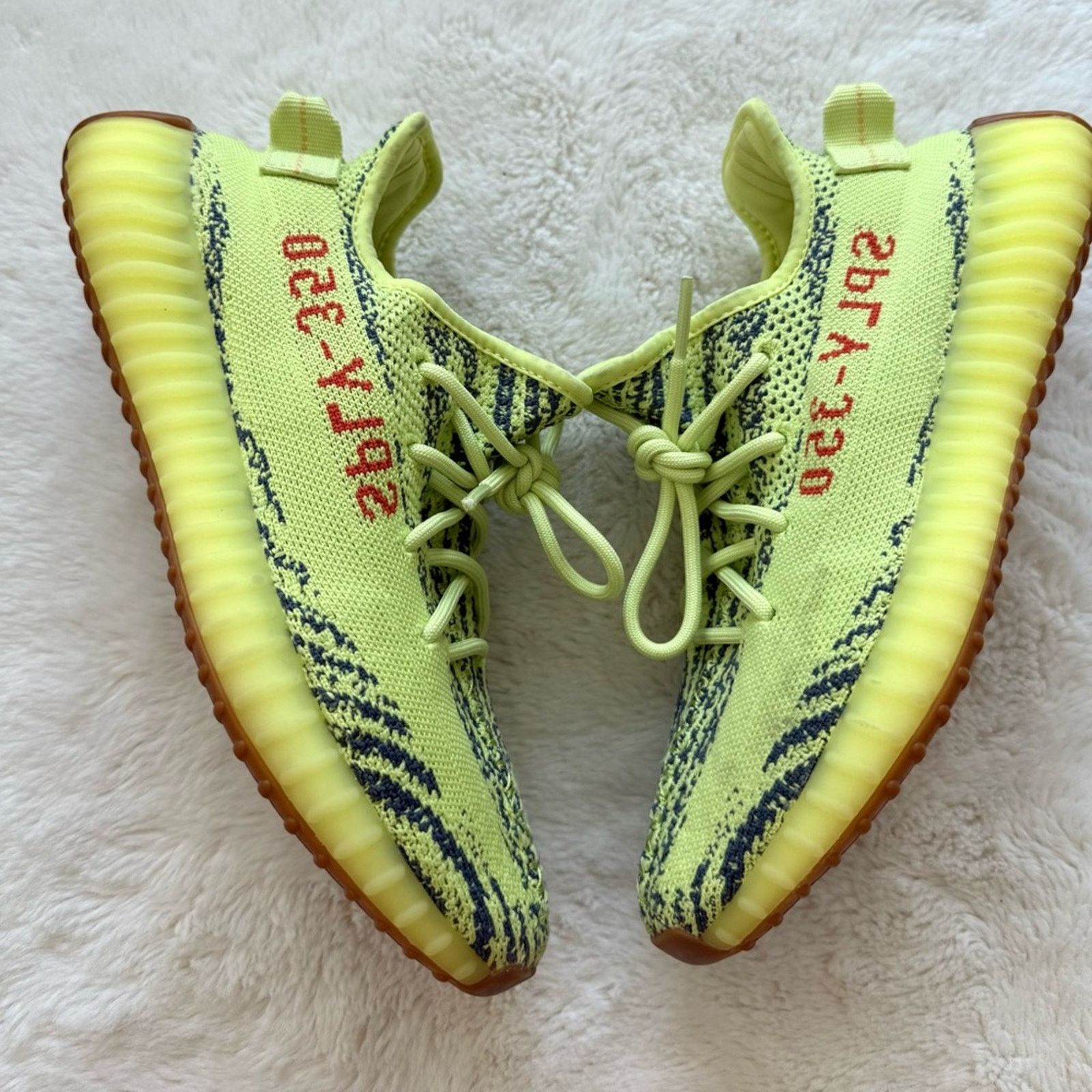 Adidas Adidas Yeezy 350 V neon black unisex size 8 US M Authentic Size US 8 / EU 41 - 1 Thumbnail