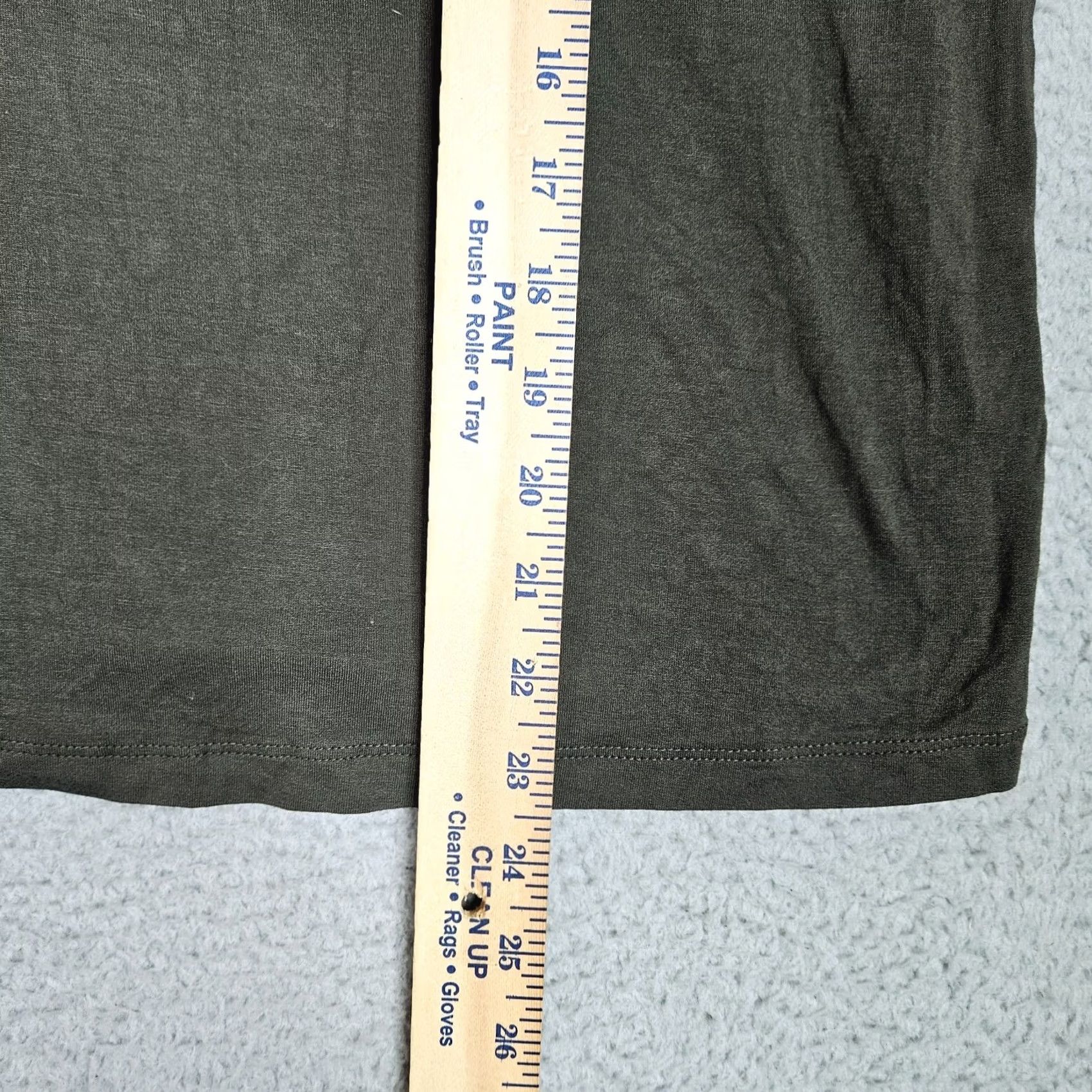 WARDROBE.NYC Wardrobe Women’s Olive Green Short Sleeve Pockets Tee Size M Size 32" / US 10 / IT 46 - 4 Thumbnail