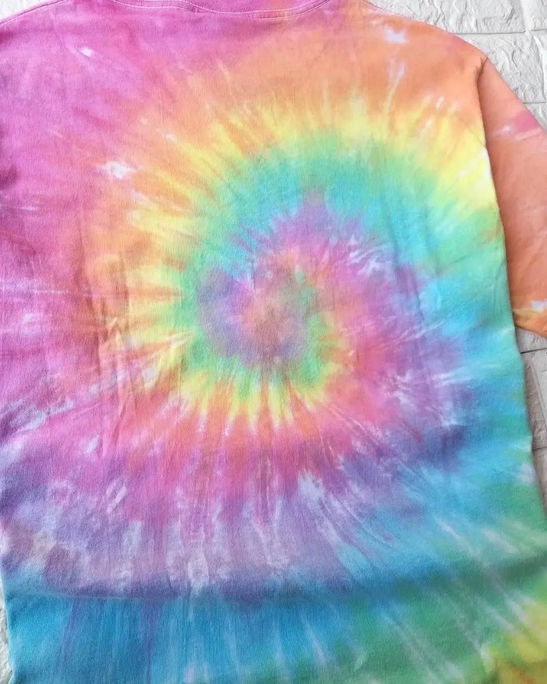 Liquid Blue Liquid Blue 80s Grateful Dead Tie Dye Dancing Bear Spiral Size US M / EU 48-50 / 2 - 4 Thumbnail
