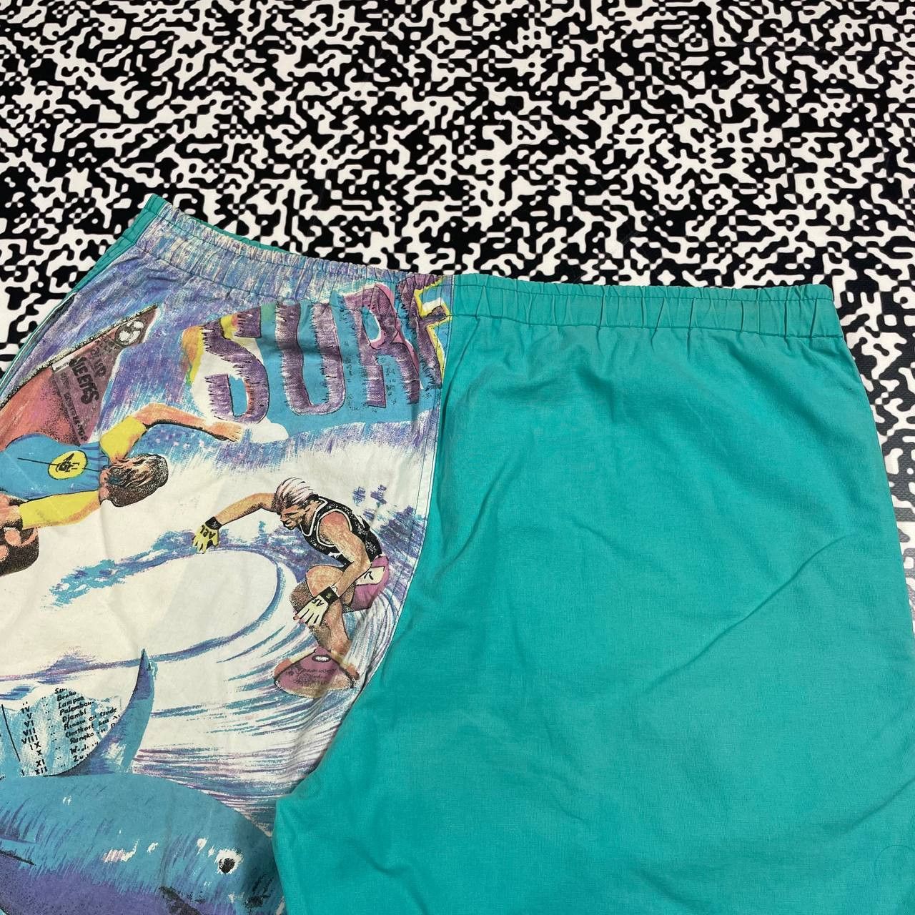 Vintage Vintage 90s Art Surf Hawaiian Style Retro Shorts Size US 32 / EU 48 - 8 Thumbnail