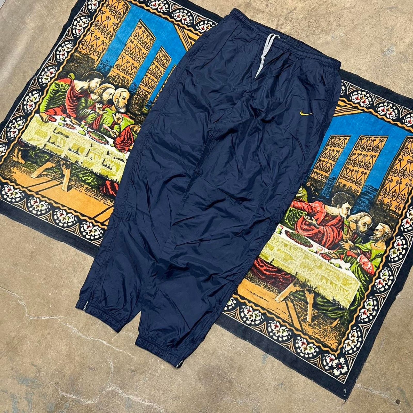 Nike vintage Navy nike track pants size xl baggy parachute y2k Size US 36 / EU 52 - 4 Thumbnail