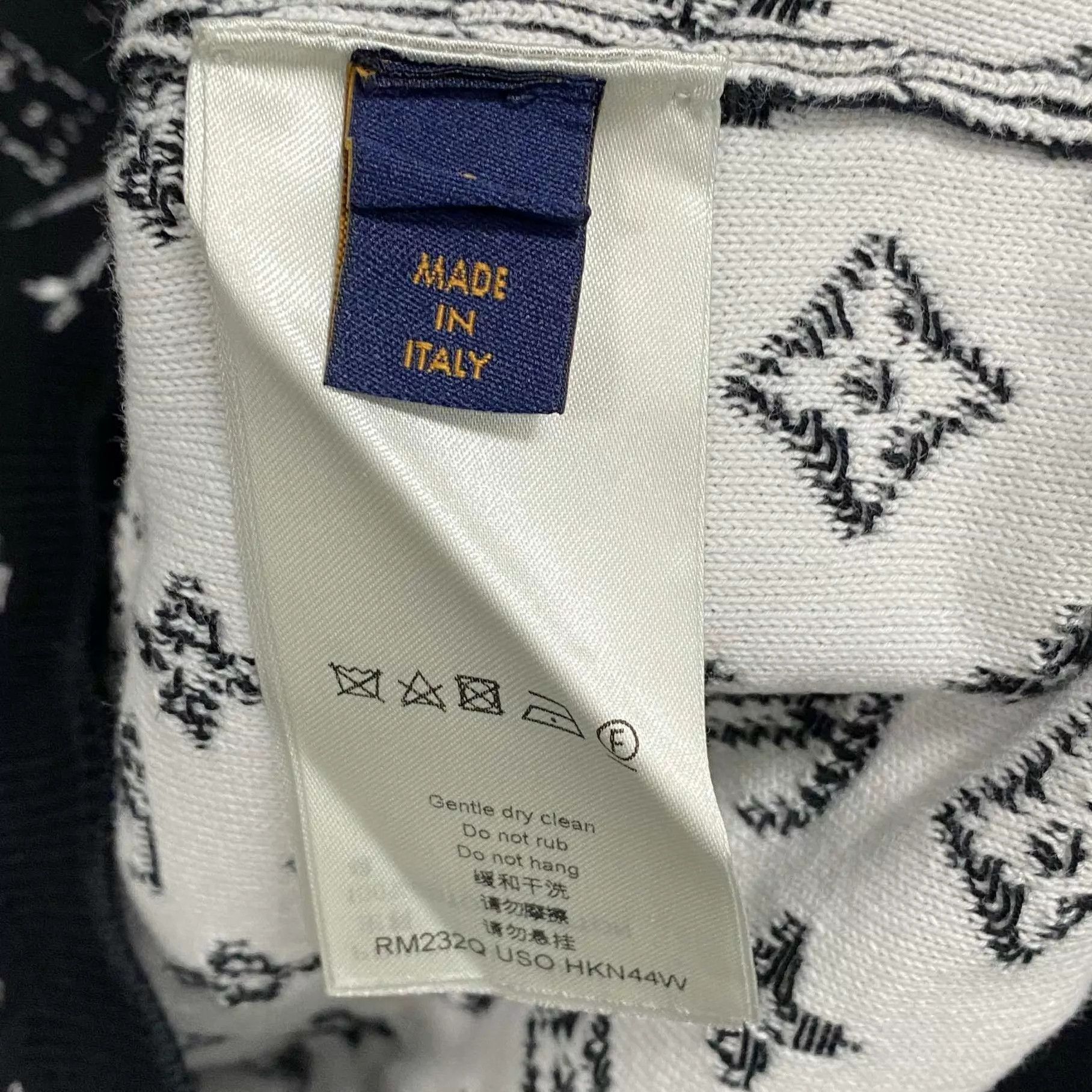 Louis Vuitton LV Monogram Gradient AOP Sweatshirt 99 New L Size US L / EU 52-54 / 3 - 5 Thumbnail