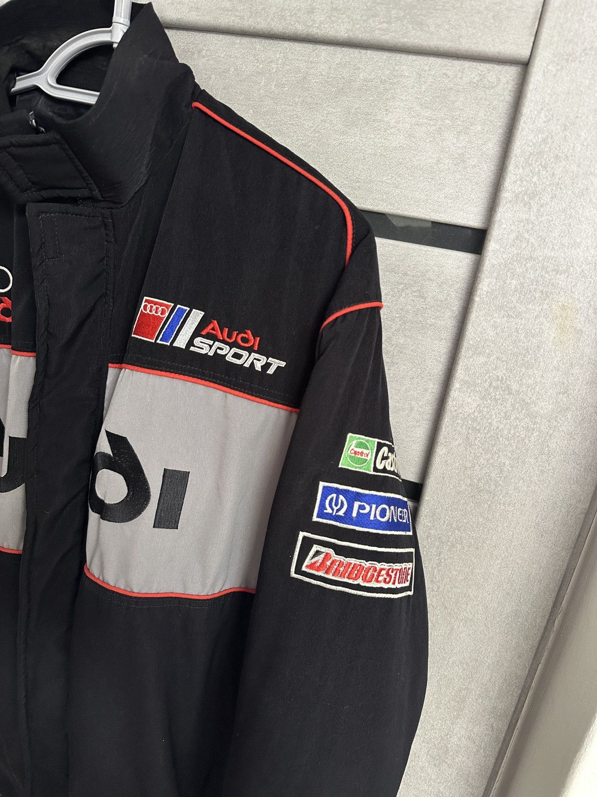 Audi Adult Audi Jacket Ebroidered Cotton Padded F 1 Racing Jacket Size US L / EU 52-54 / 3 - 3 Thumbnail