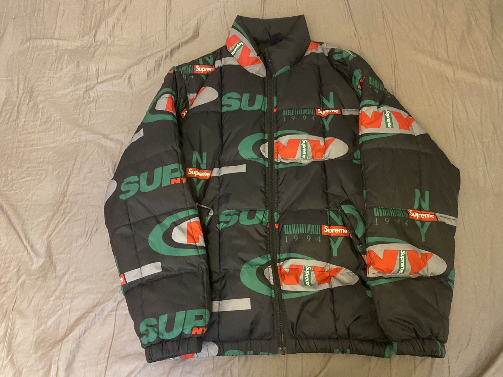 image of F/w18 Supreme Ny Reversible Puffy Jacket in Black, Men's (Size Medium)
