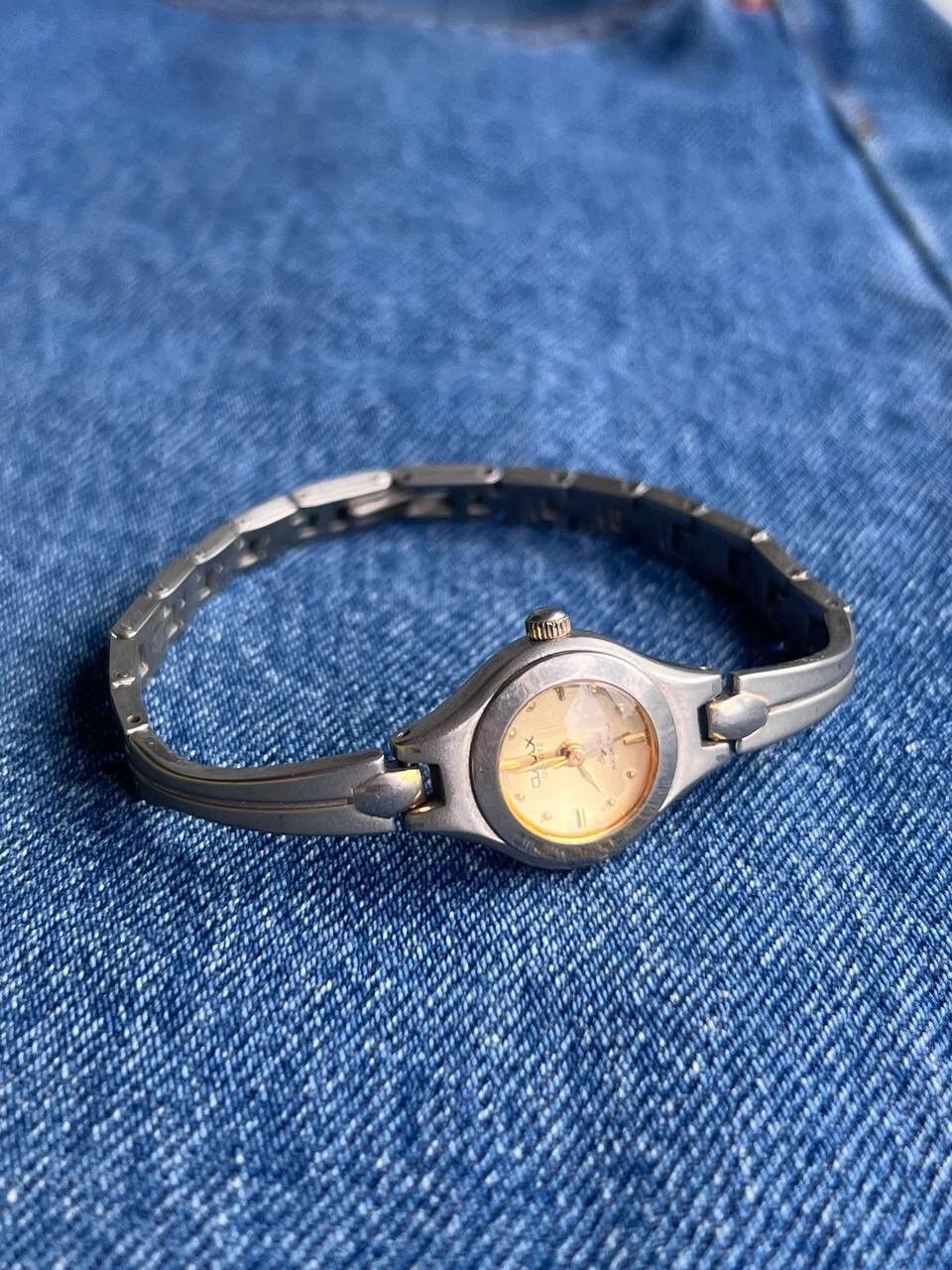 Japanese Brand Glamour Minimalistic Omax Steel Bracelet Watches Vintage Size ONE SIZE - 1 Thumbnail