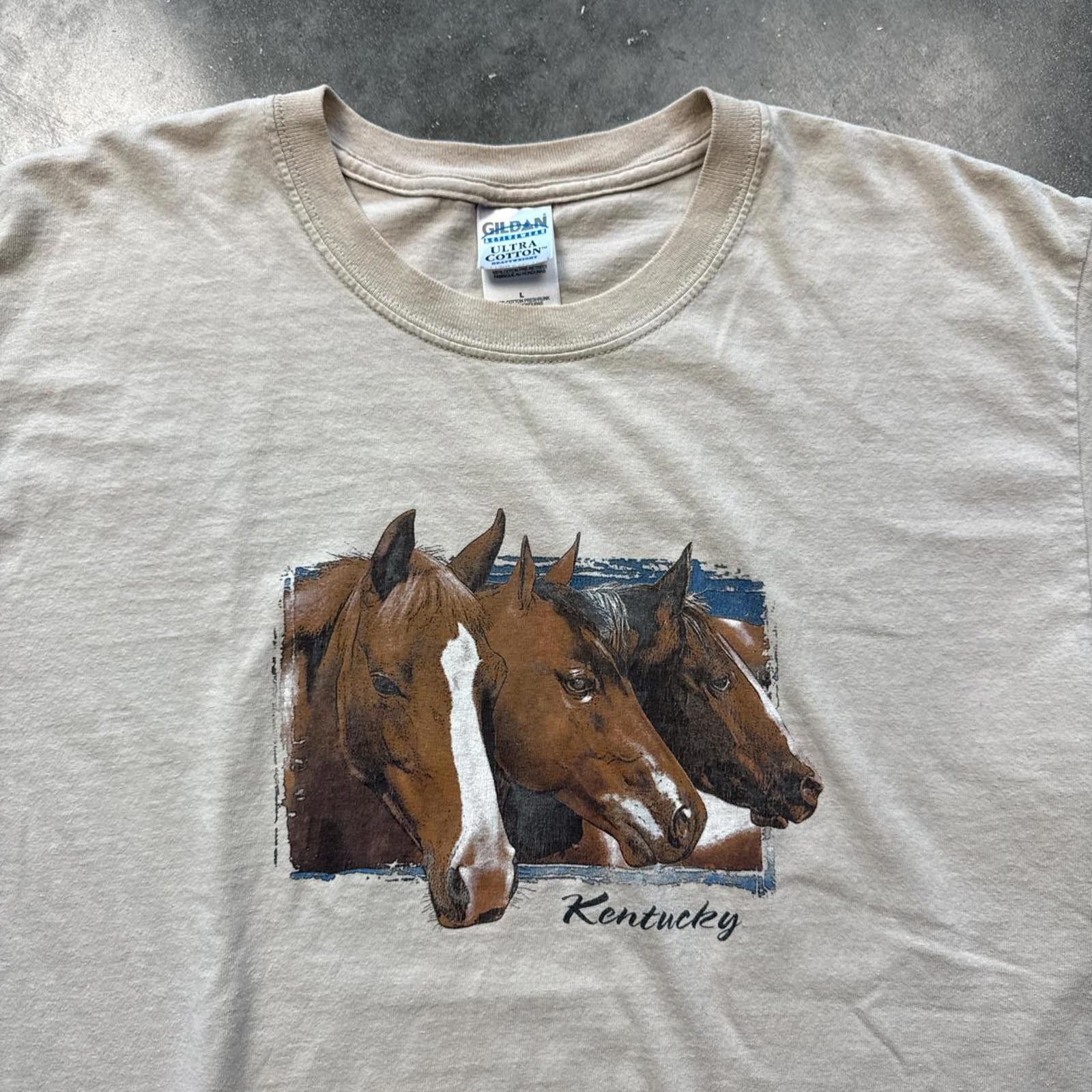 Gildan Vintage Kentucky Derby Horse Racing Graphic T-Shirt Size US L / EU 52-54 / 3 - 3 Thumbnail