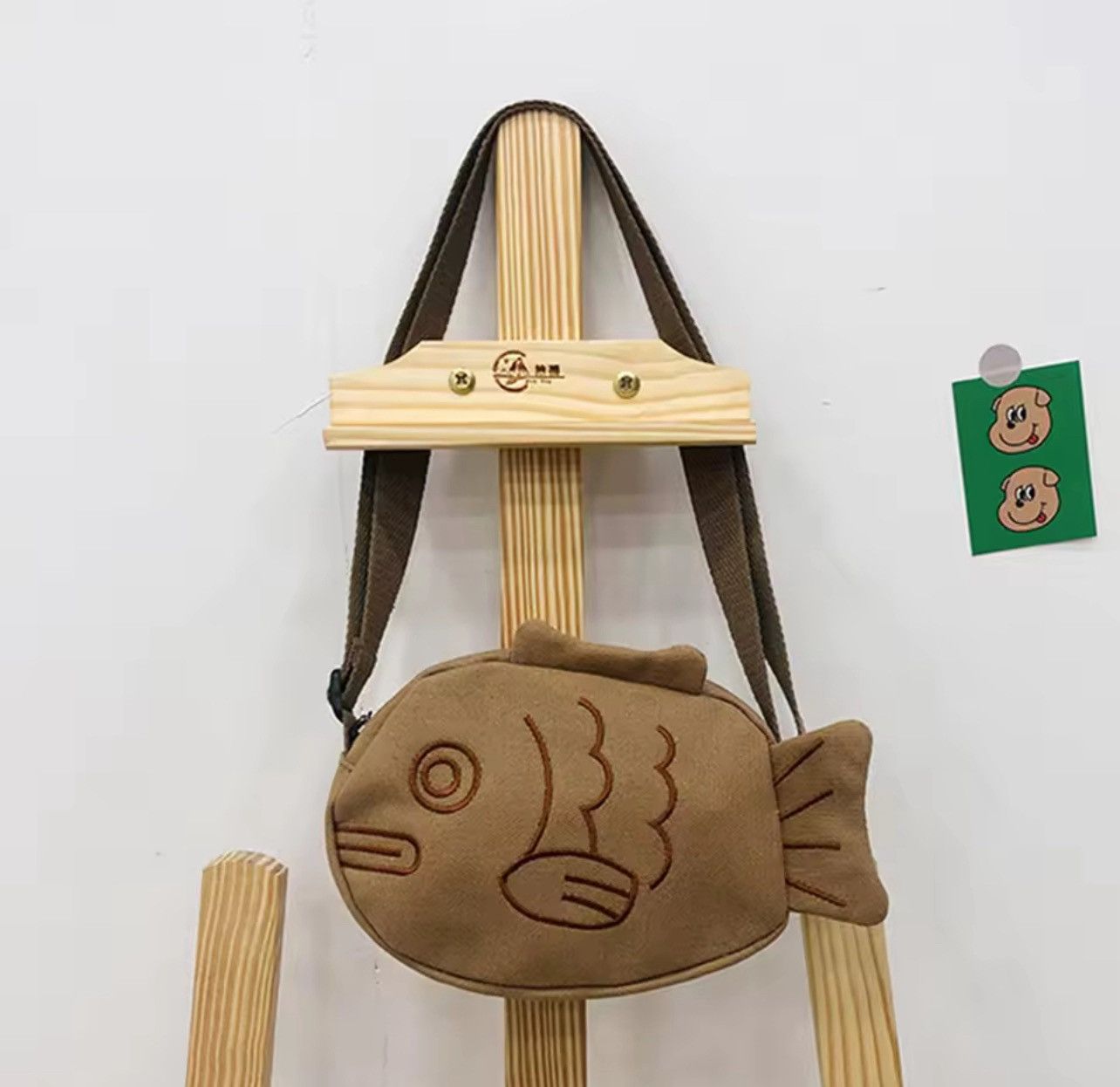 Other Fish Shape Canvas Messenger Bag Size ONE SIZE - 4 Thumbnail