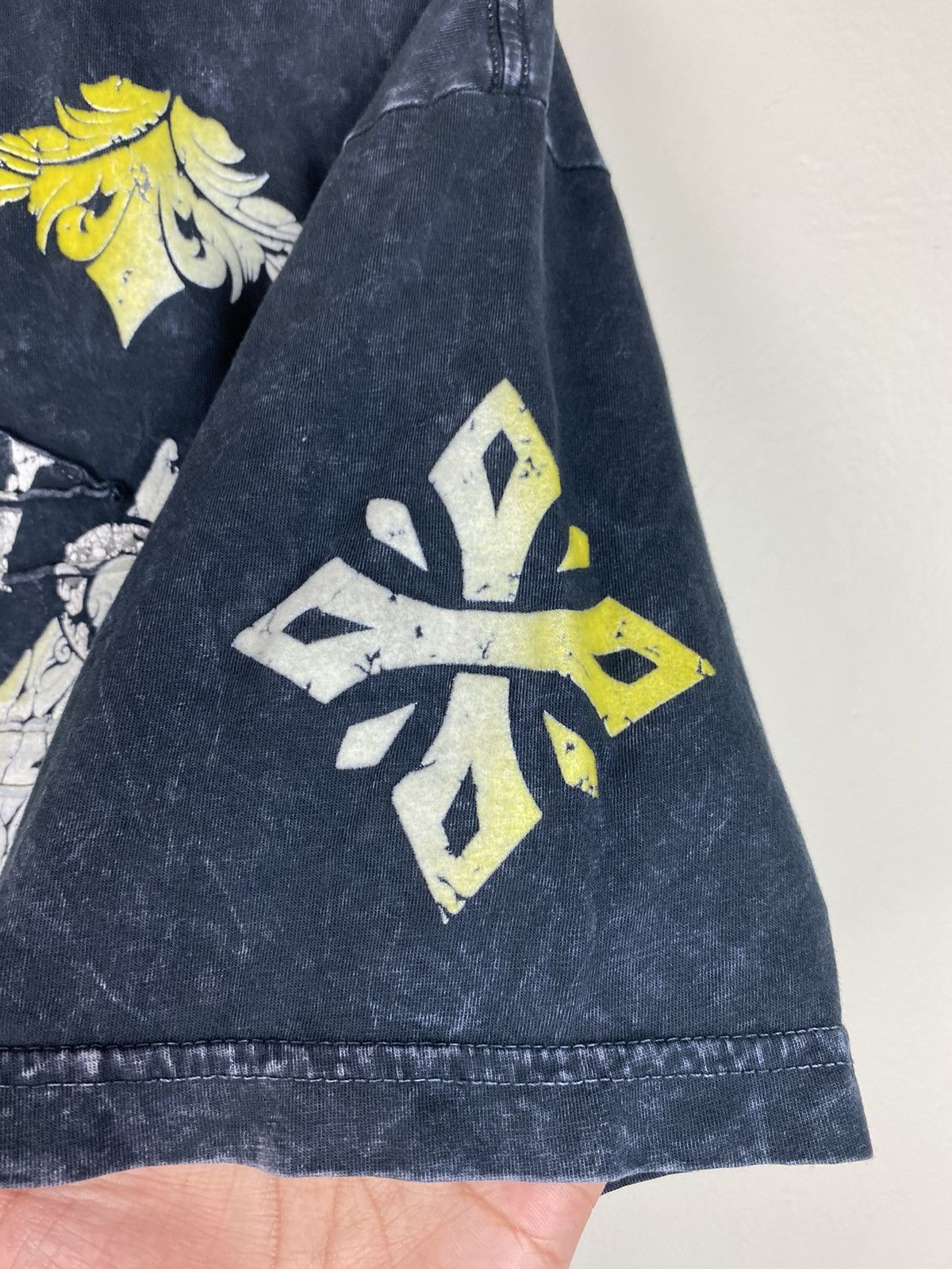 Affliction × Vintage Affliction T shirt Y2K cross made in usa Size US L / EU 52-54 / 3 - 8 Thumbnail