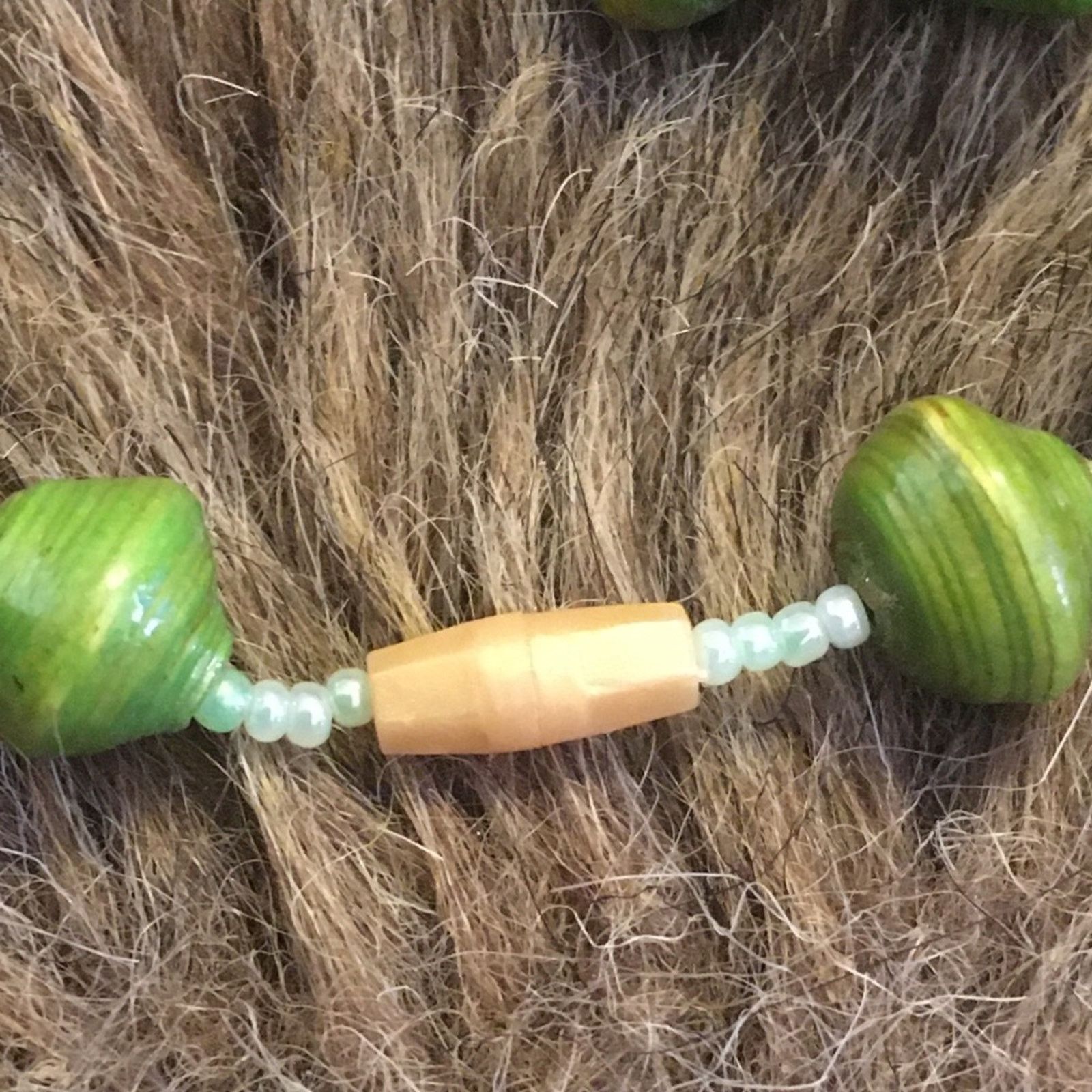 Handmade Handmade resin coated paper bead necklace Size ONE SIZE - 7 Thumbnail